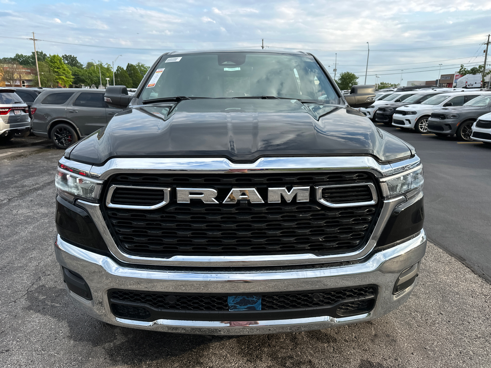 2025 Ram 1500 Big Horn/Lone Star 2