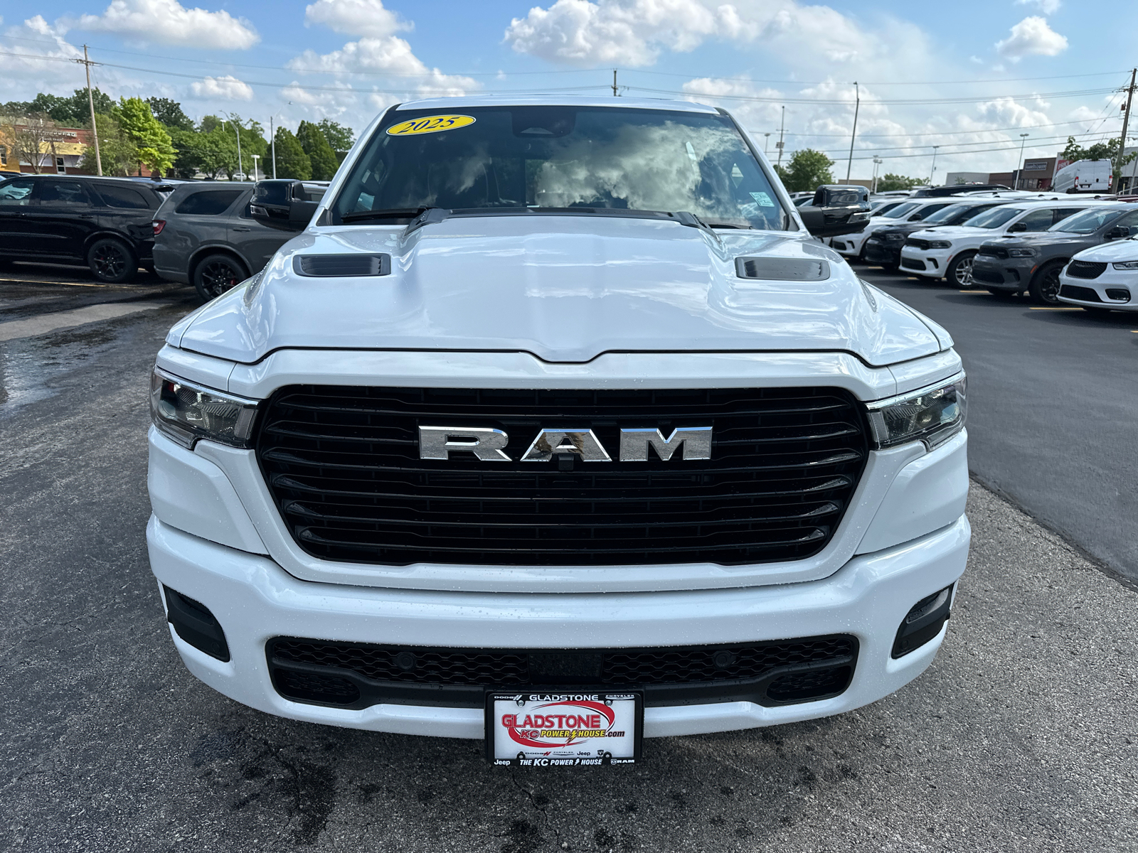 2025 Ram 1500 Laramie 2