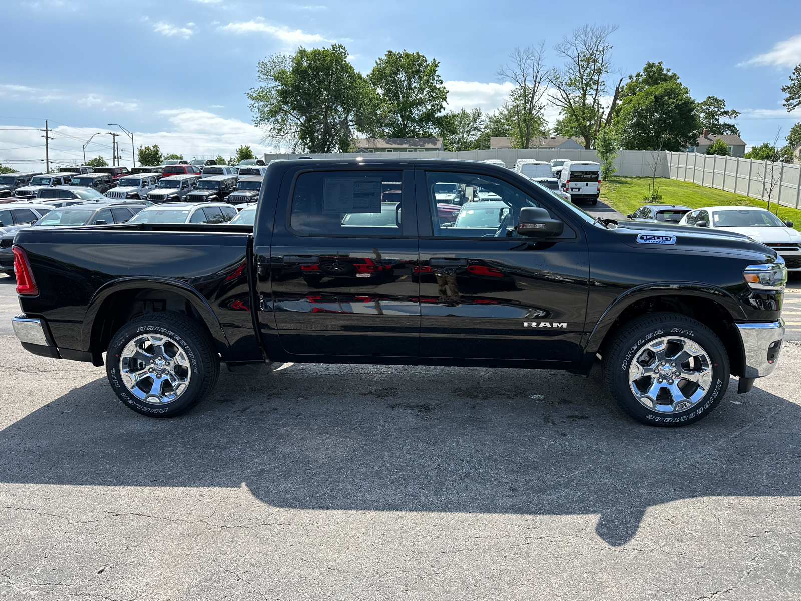 2025 Ram 1500 Big Horn/Lone Star 4