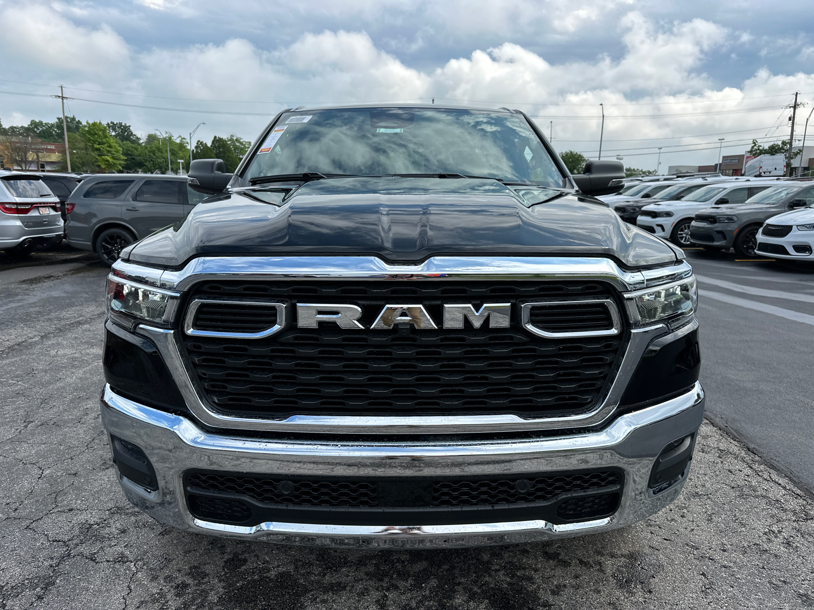 2025 Ram 1500 Big Horn/Lone Star 2