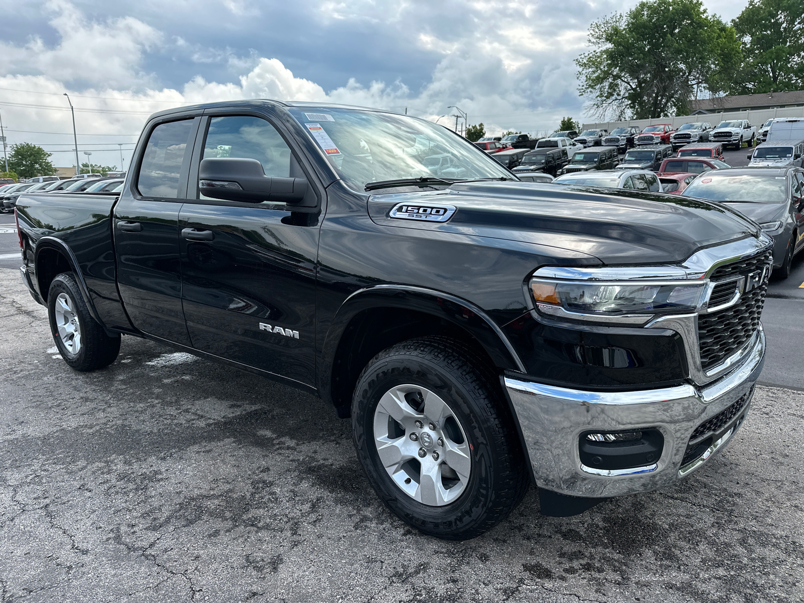 2025 Ram 1500 Big Horn/Lone Star 3