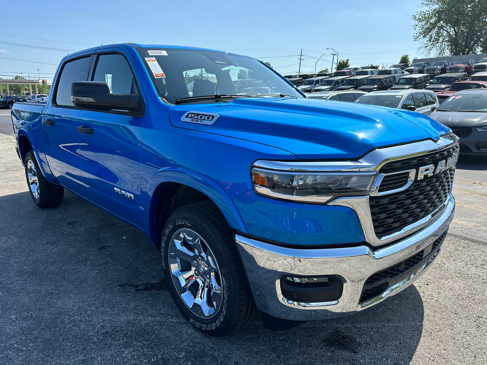 2025 Ram 1500 Big Horn/Lone Star 3