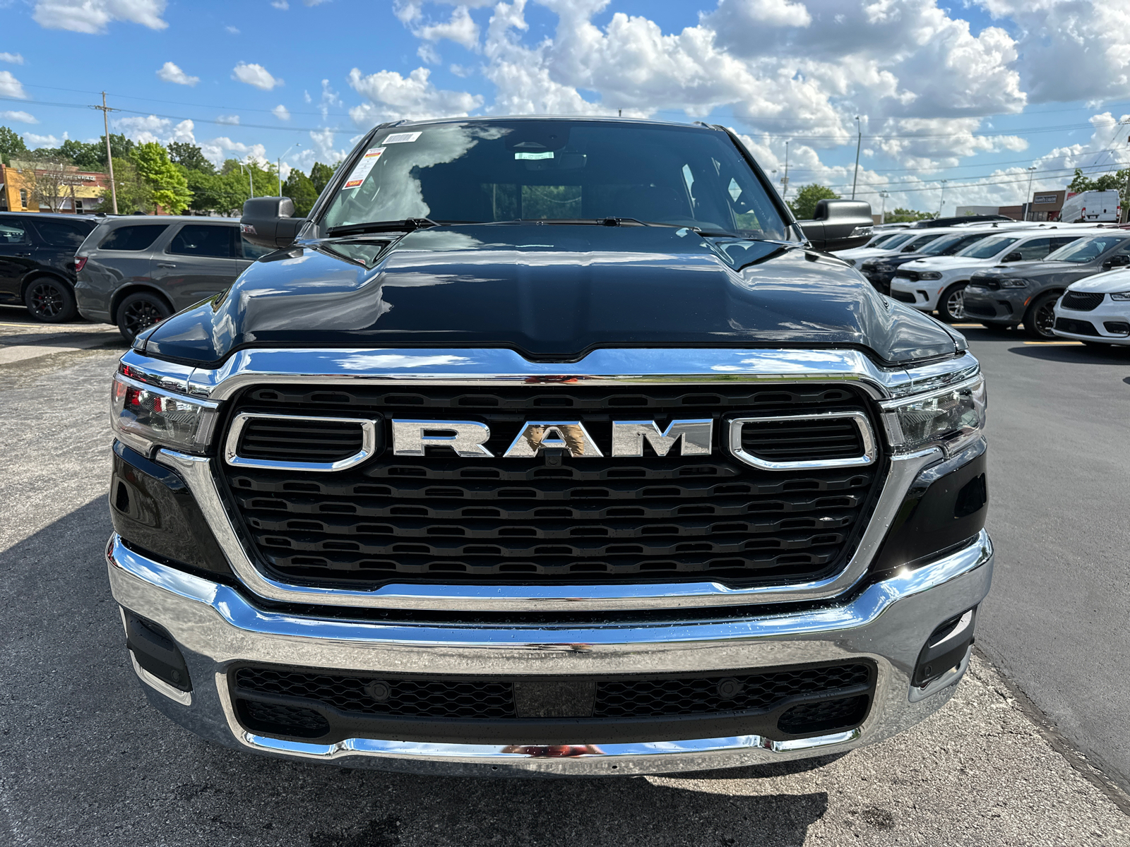 2025 Ram 1500 Big Horn/Lone Star 2