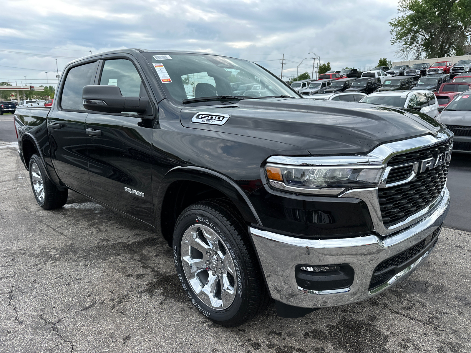 2025 Ram 1500 Big Horn/Lone Star 3