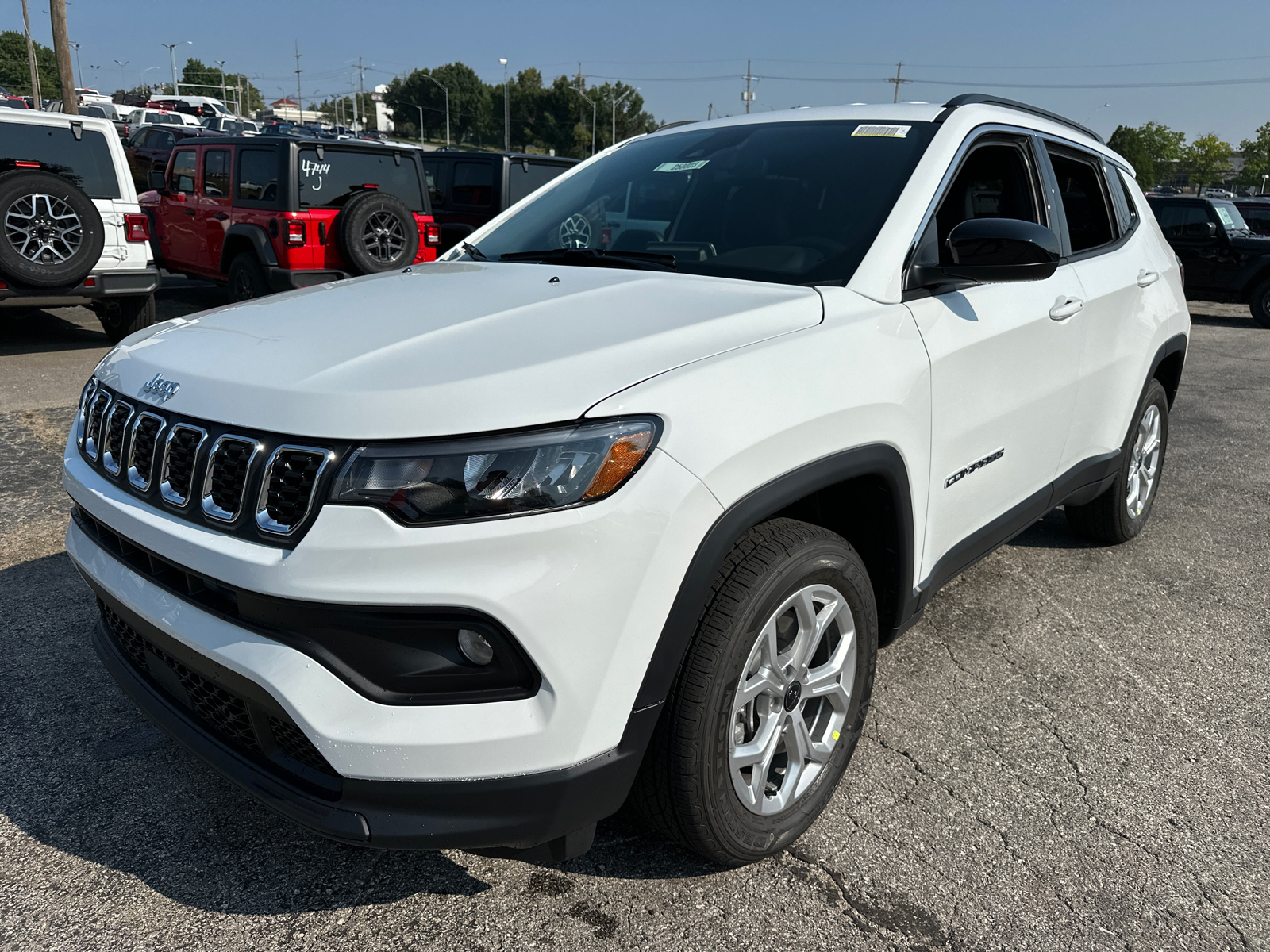 2025 Jeep Compass Latitude 2