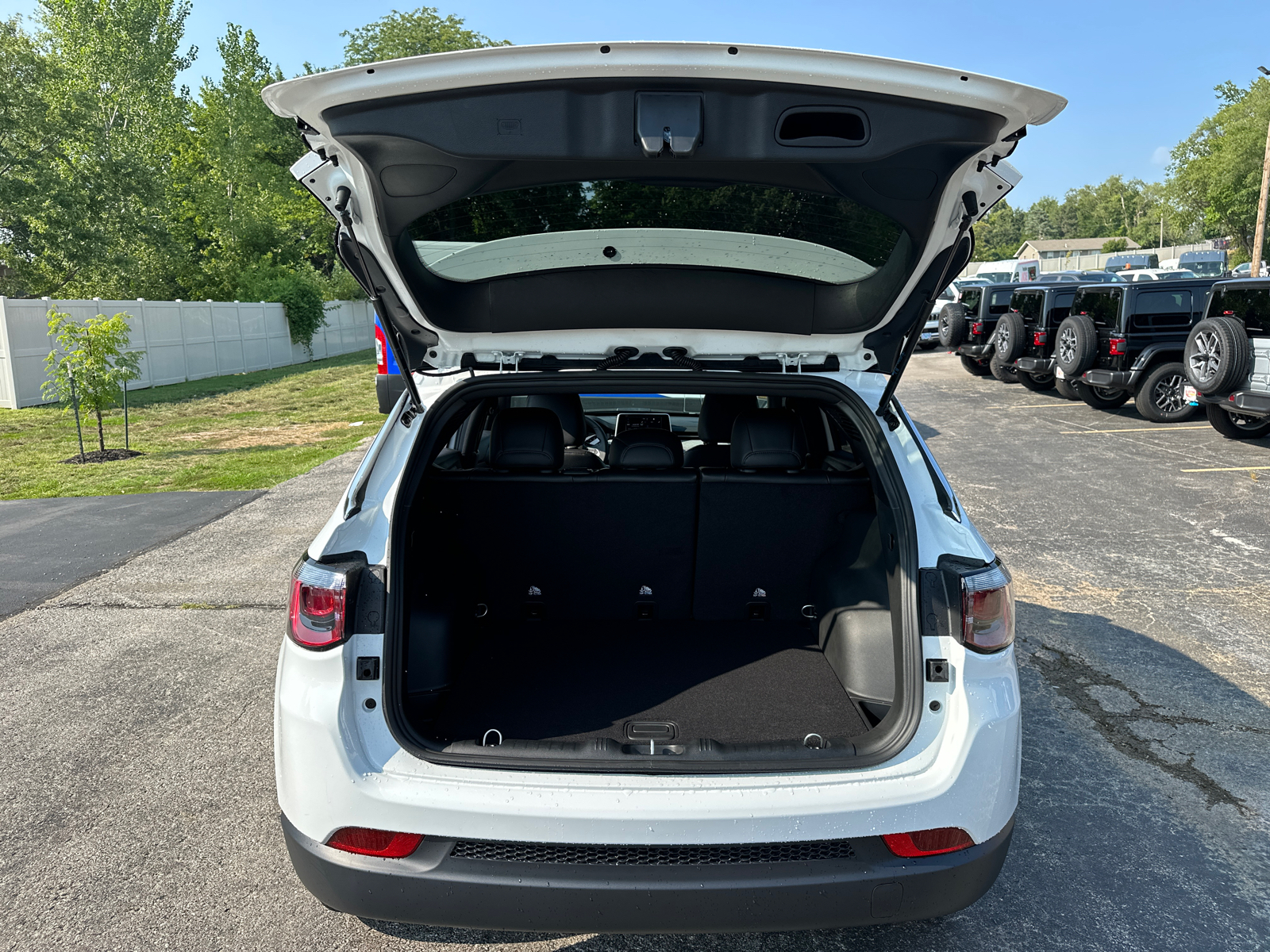 2025 Jeep Compass Latitude 9