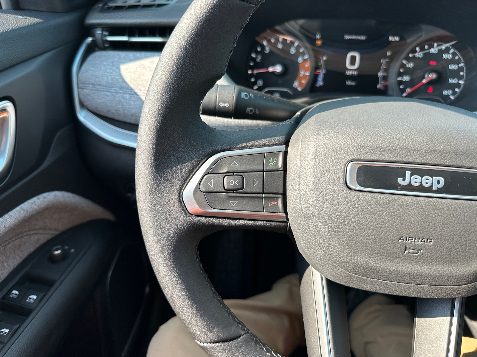 2025 Jeep Compass Latitude 38