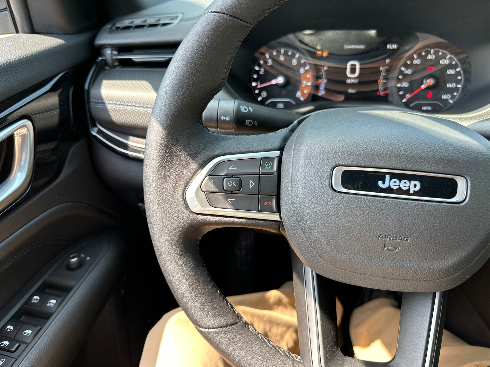 2025 Jeep Compass Latitude 39