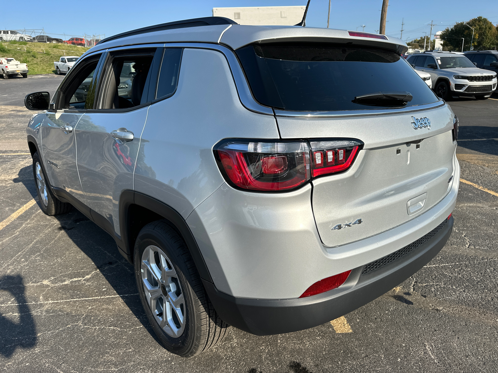 2025 Jeep Compass Latitude 8