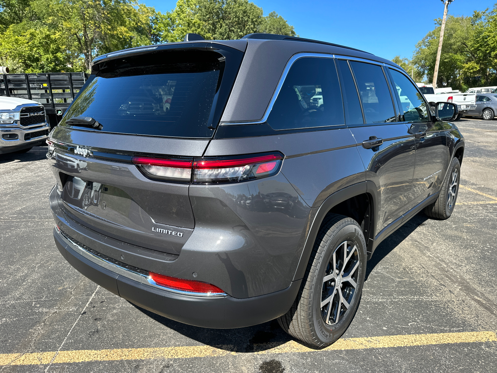 2025 Jeep Grand Cherokee Limited 6