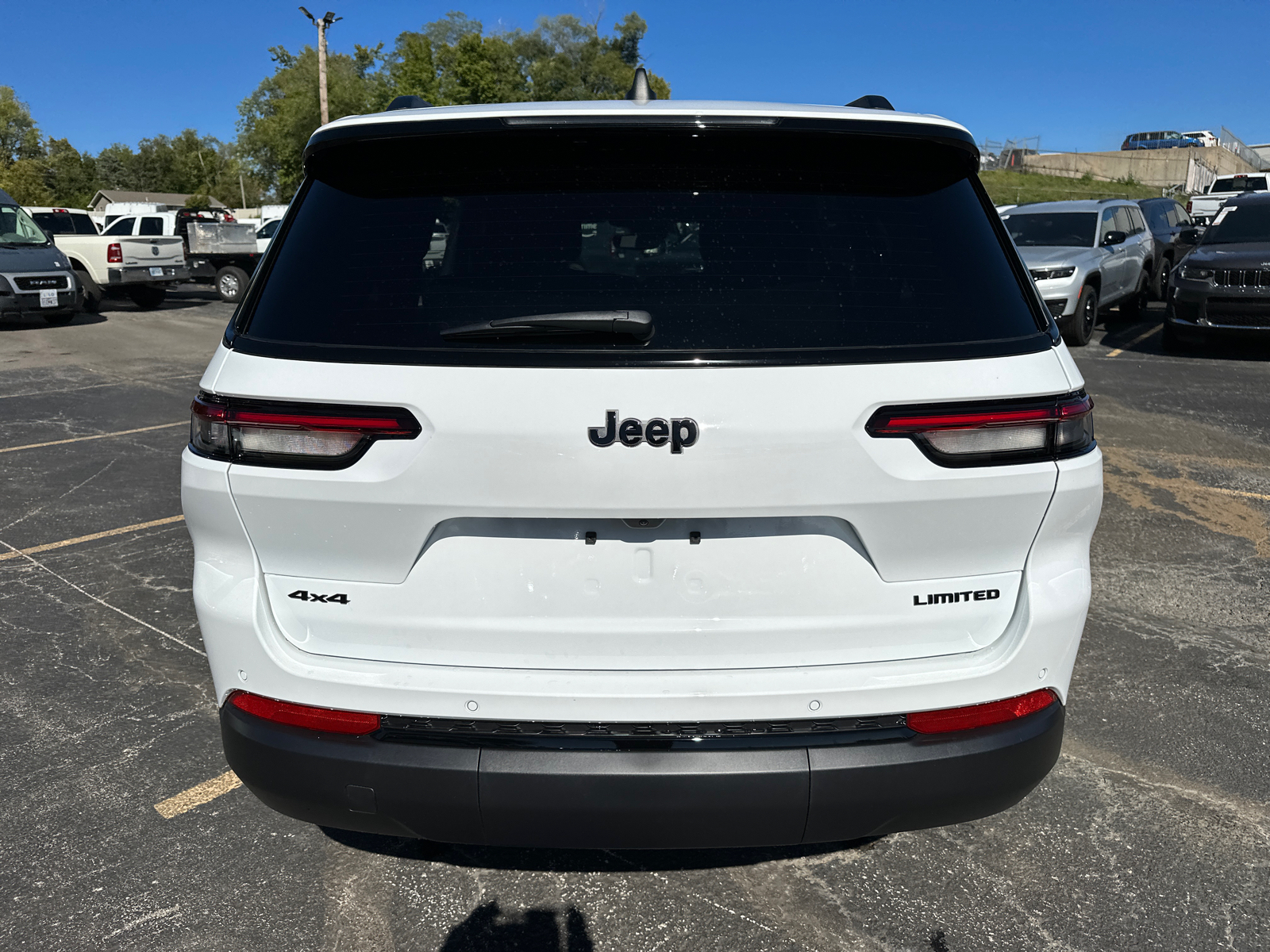 2025 Jeep Grand Cherokee L Limited 7