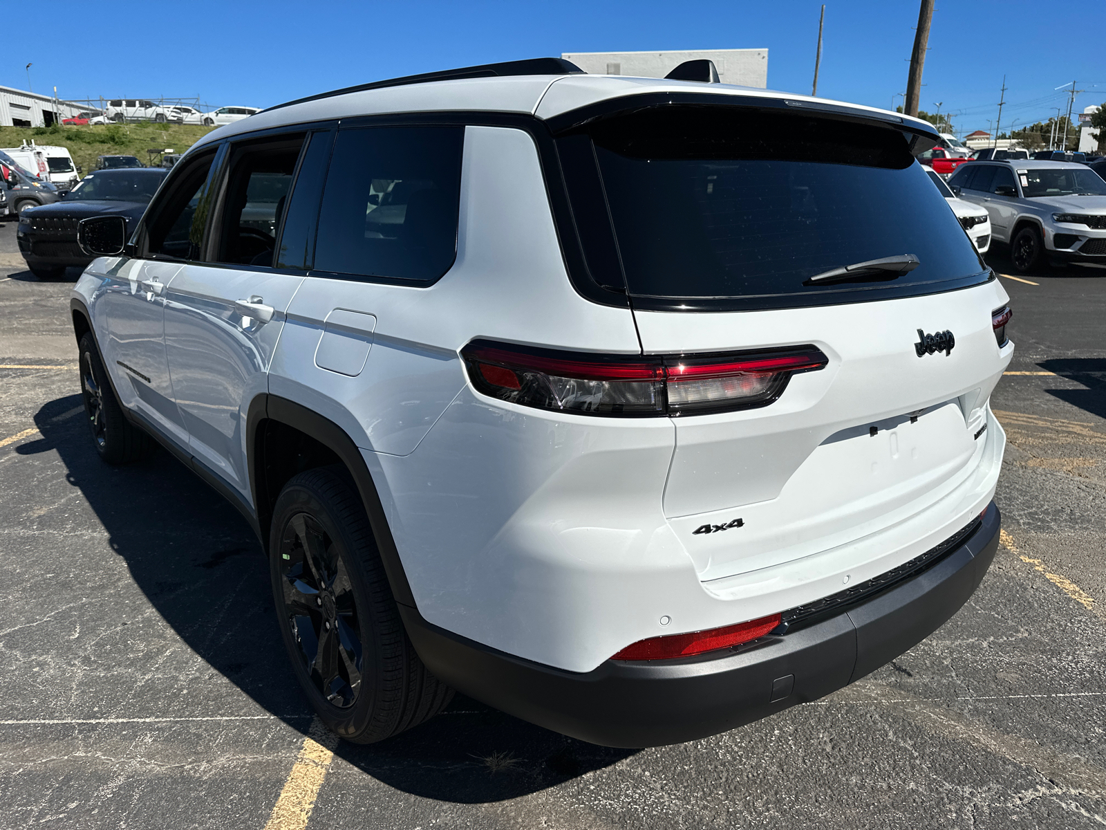 2025 Jeep Grand Cherokee L Limited 8