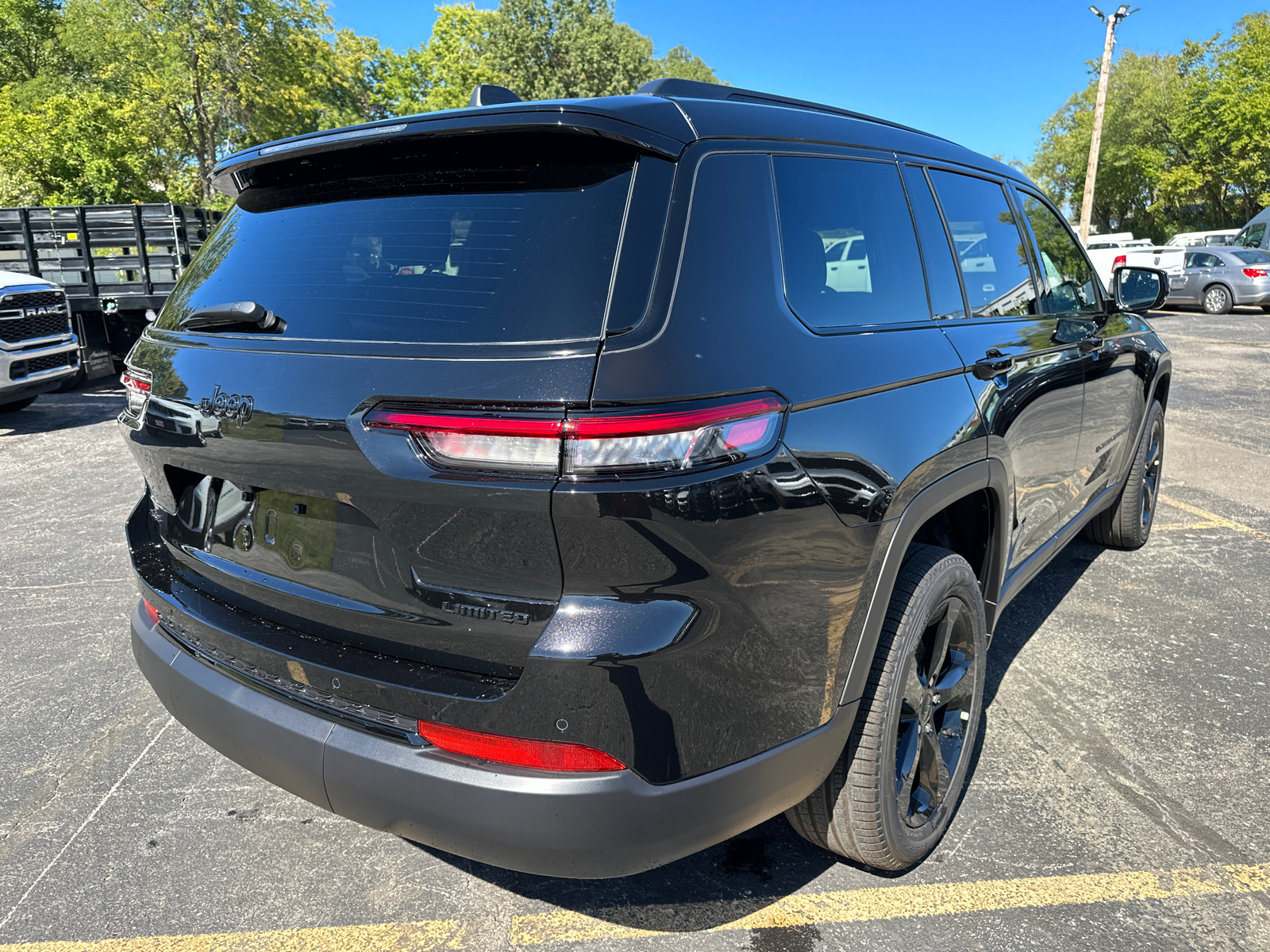 2025 Jeep Grand Cherokee L Limited 6