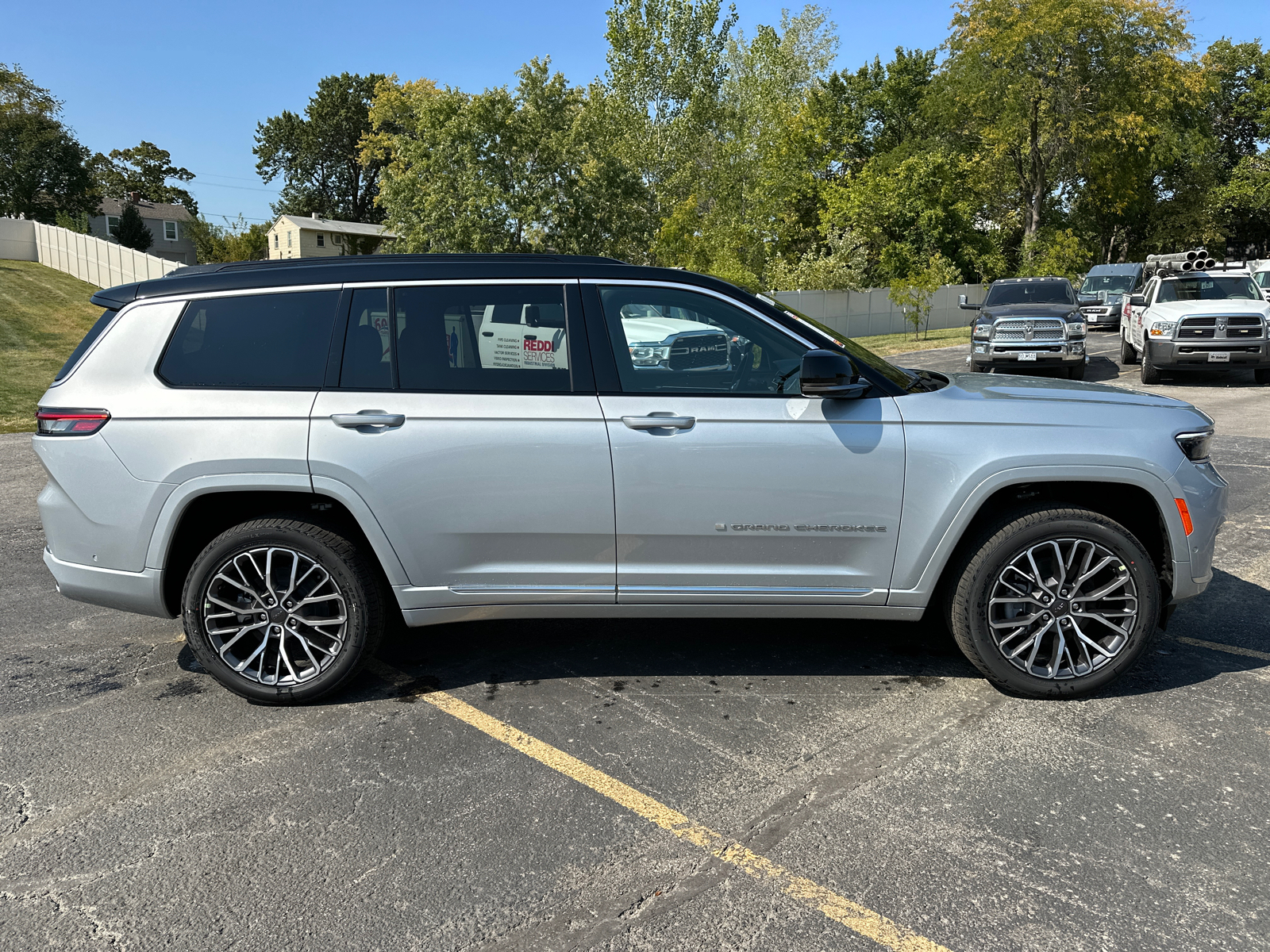 2025 Jeep Grand Cherokee L Summit 5