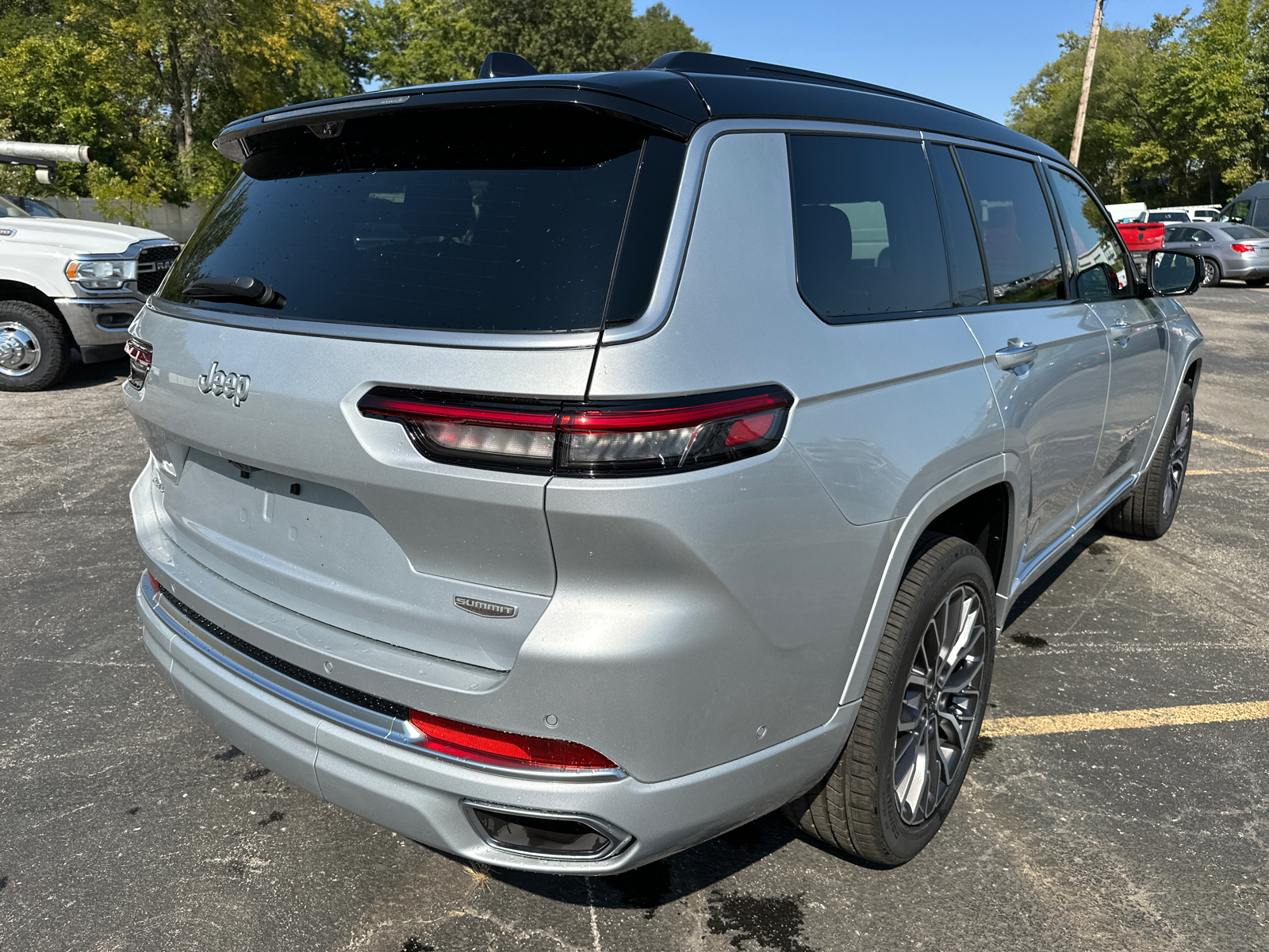 2025 Jeep Grand Cherokee L Summit 6