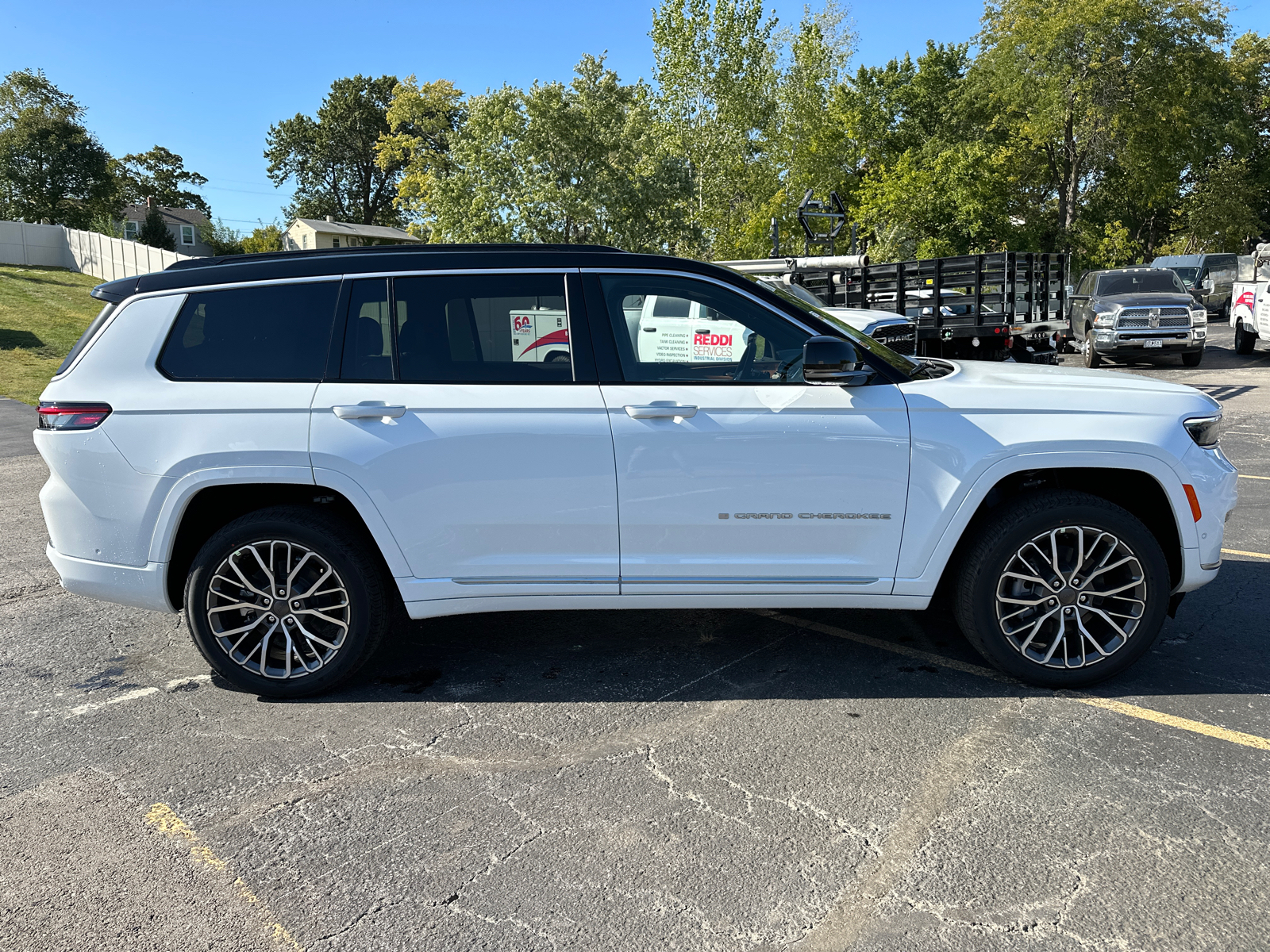 2025 Jeep Grand Cherokee L Summit 5