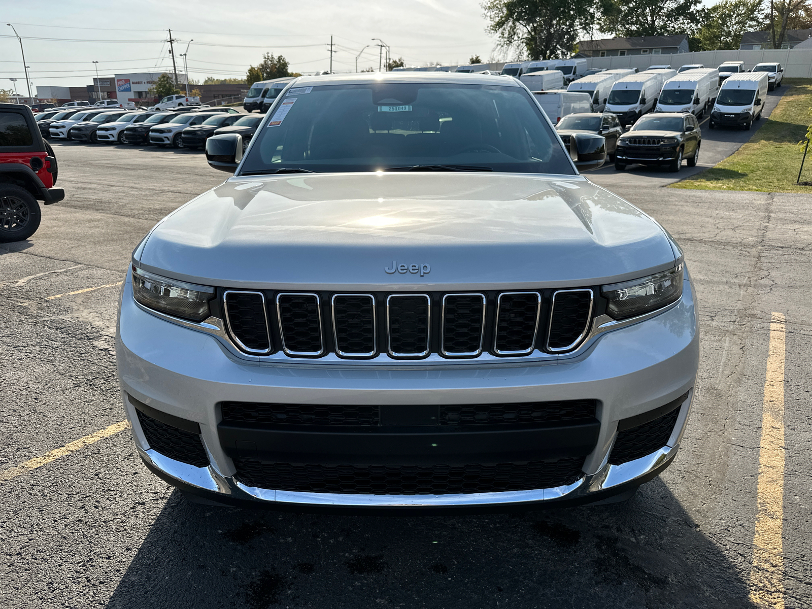 2025 Jeep Grand Cherokee L Laredo 3