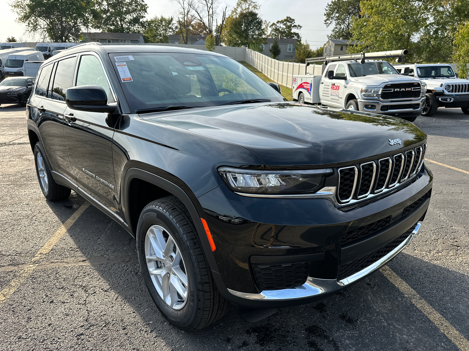 2025 Jeep Grand Cherokee L Laredo 4