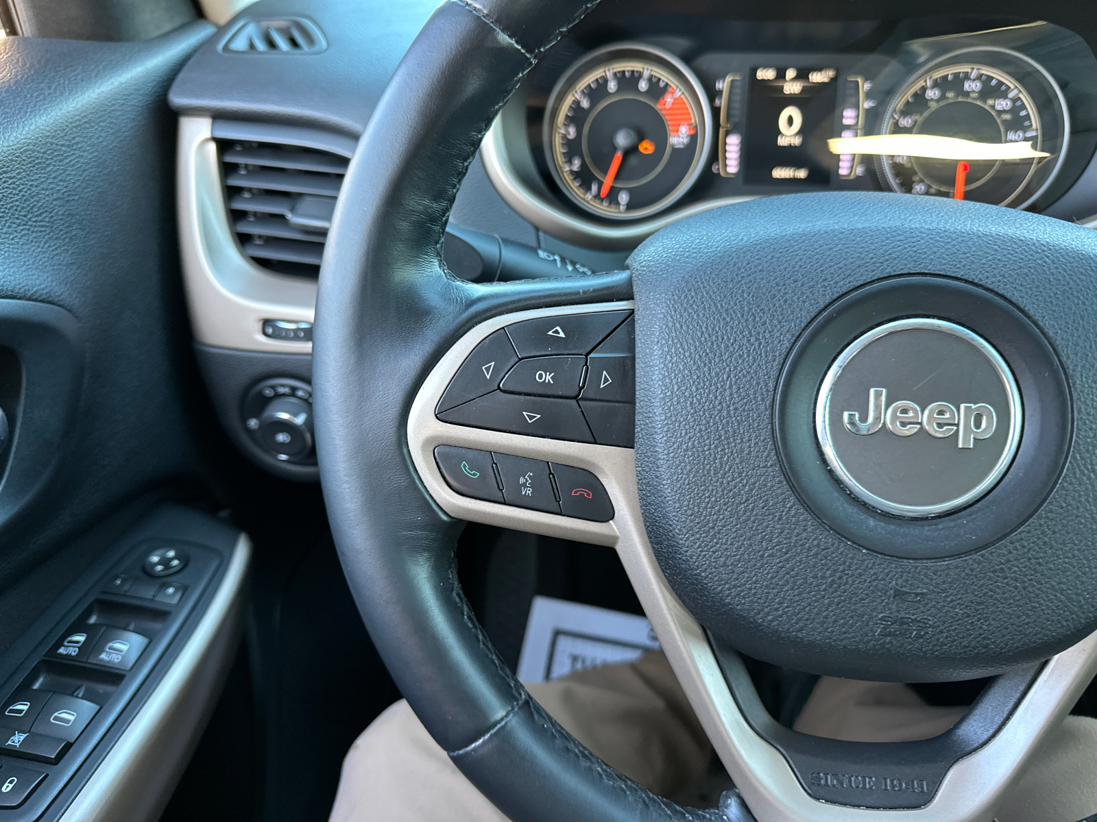 2017 Jeep Cherokee Latitude 38