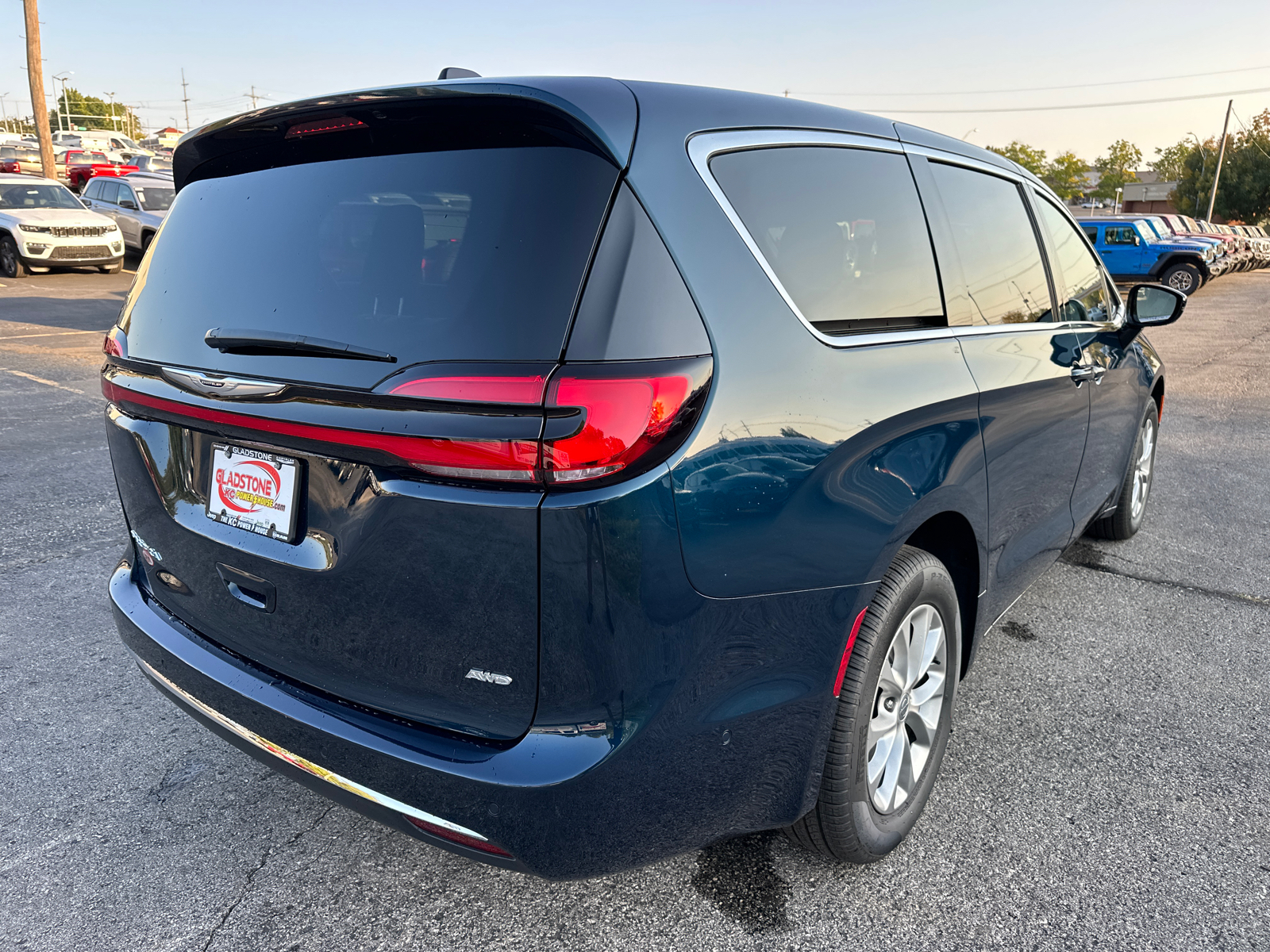 2025 Chrysler Pacifica  6