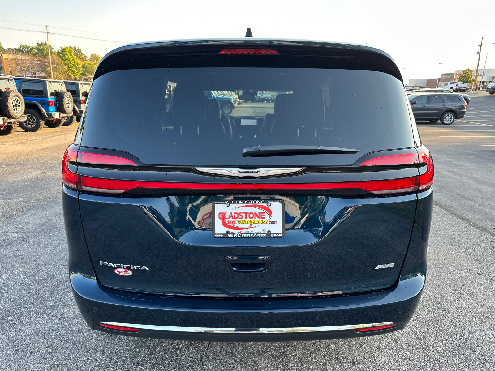 2025 Chrysler Pacifica  7