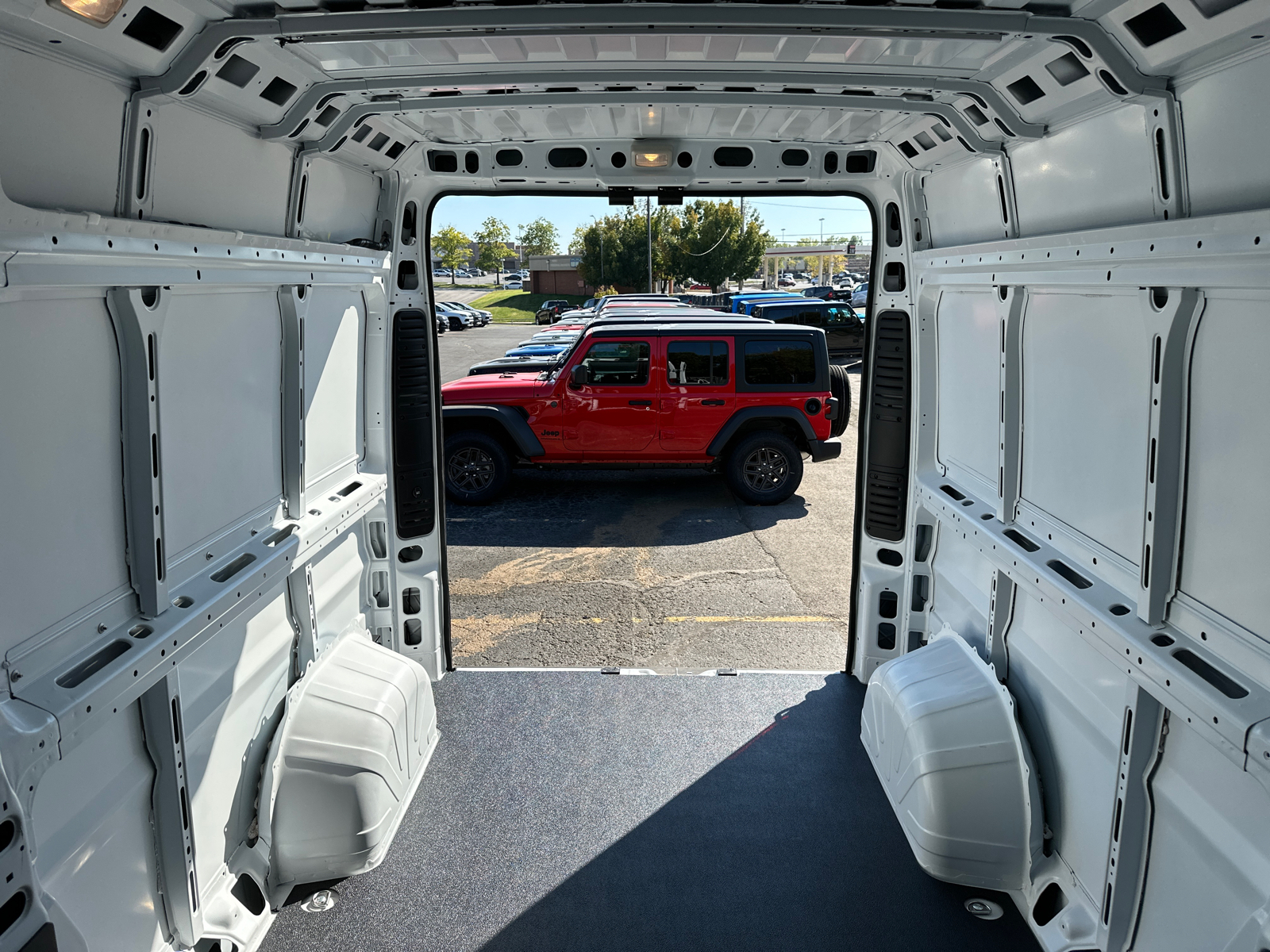 2025 Ram ProMaster 2500 High Roof 11