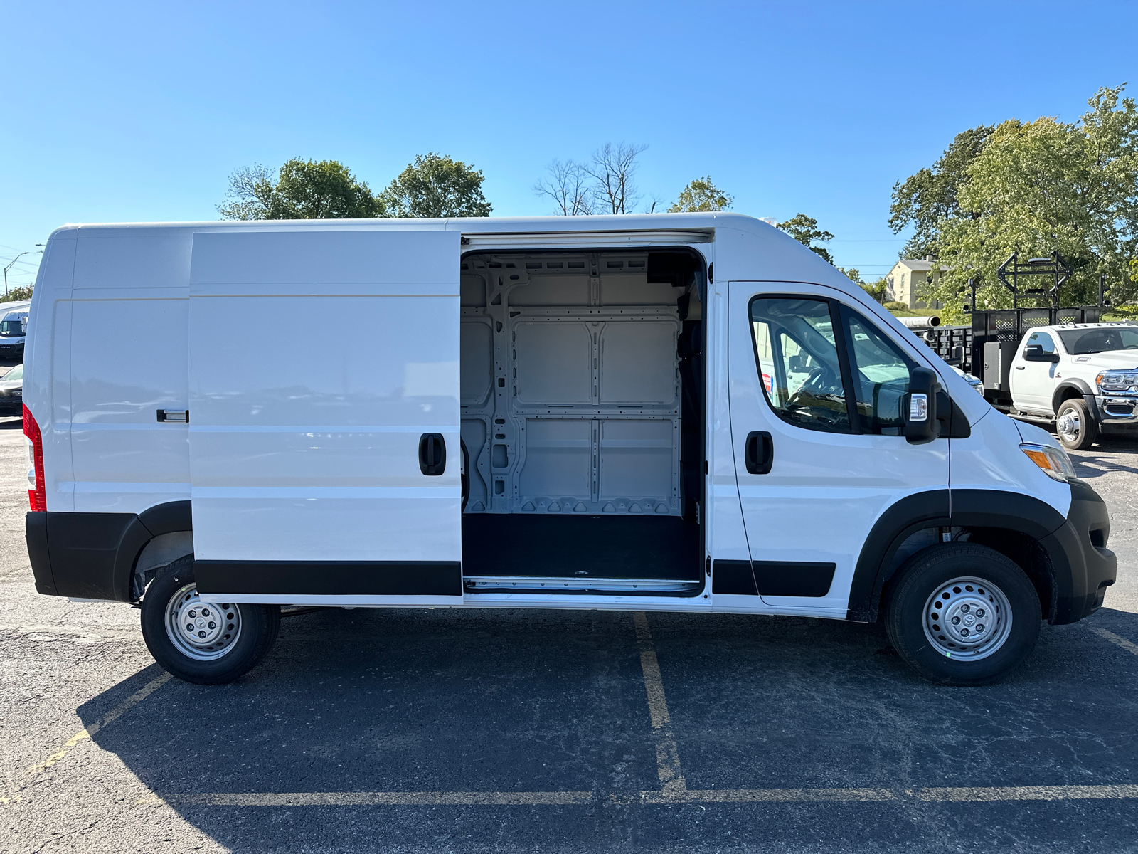 2025 Ram ProMaster 2500 High Roof 17