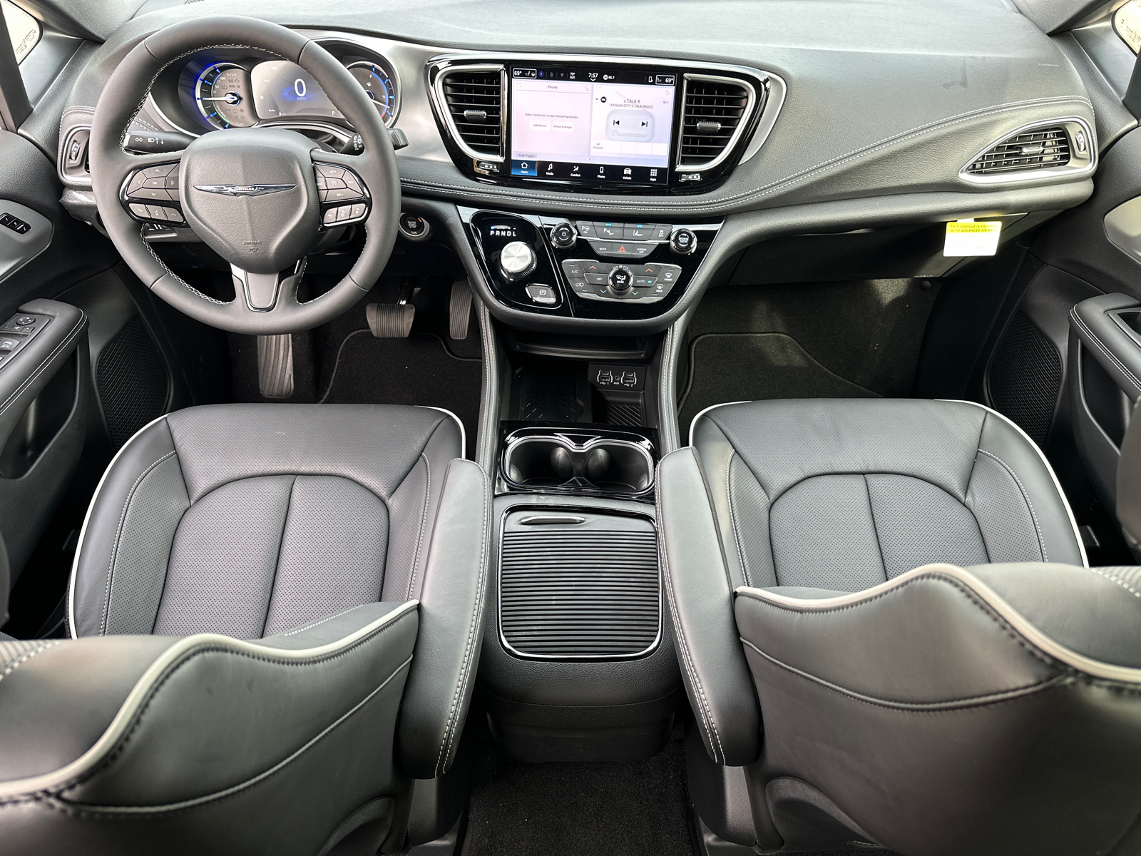 2025 Chrysler Pacifica Hybrid Select 15