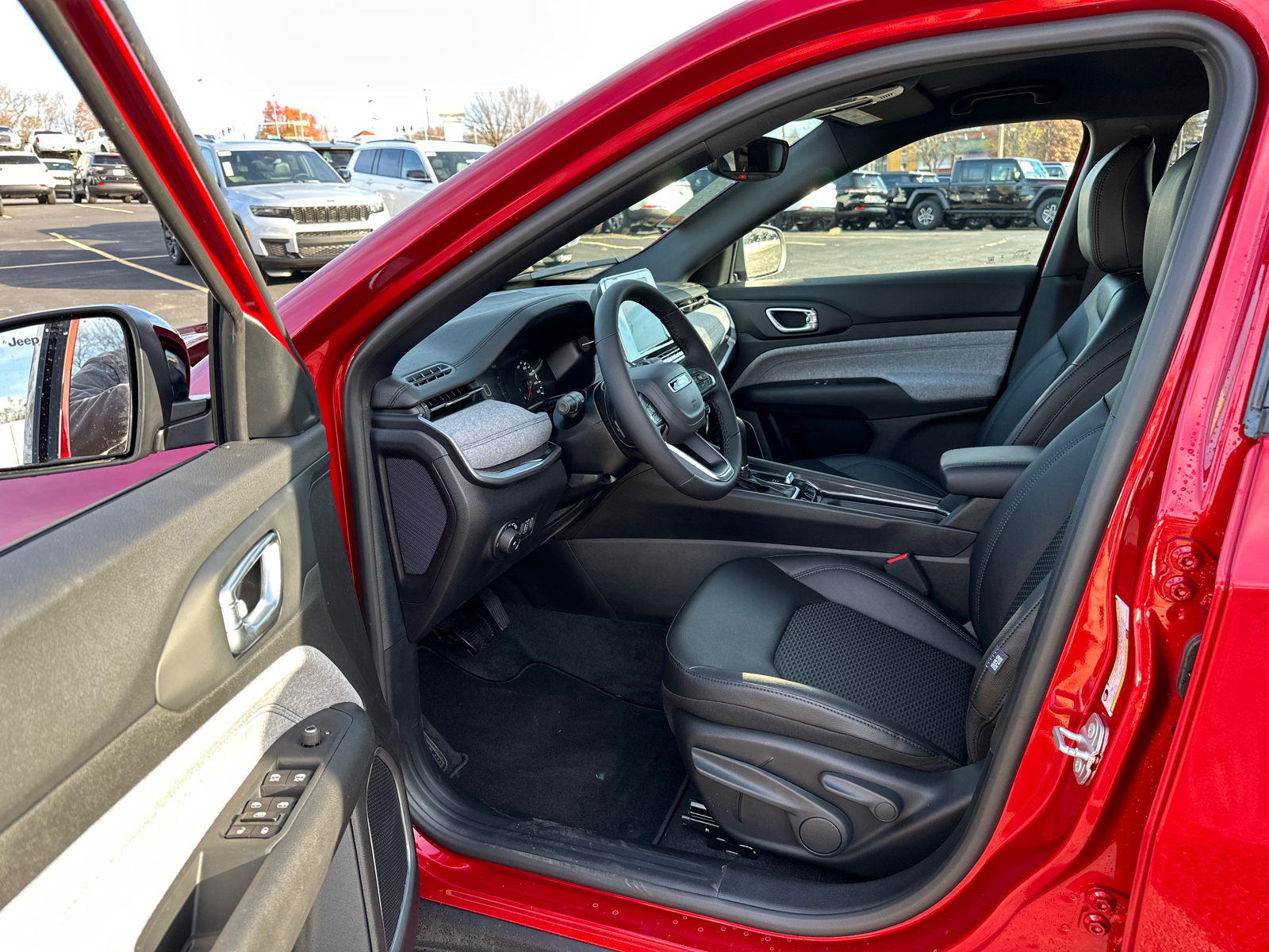 2025 Jeep Compass Latitude 37