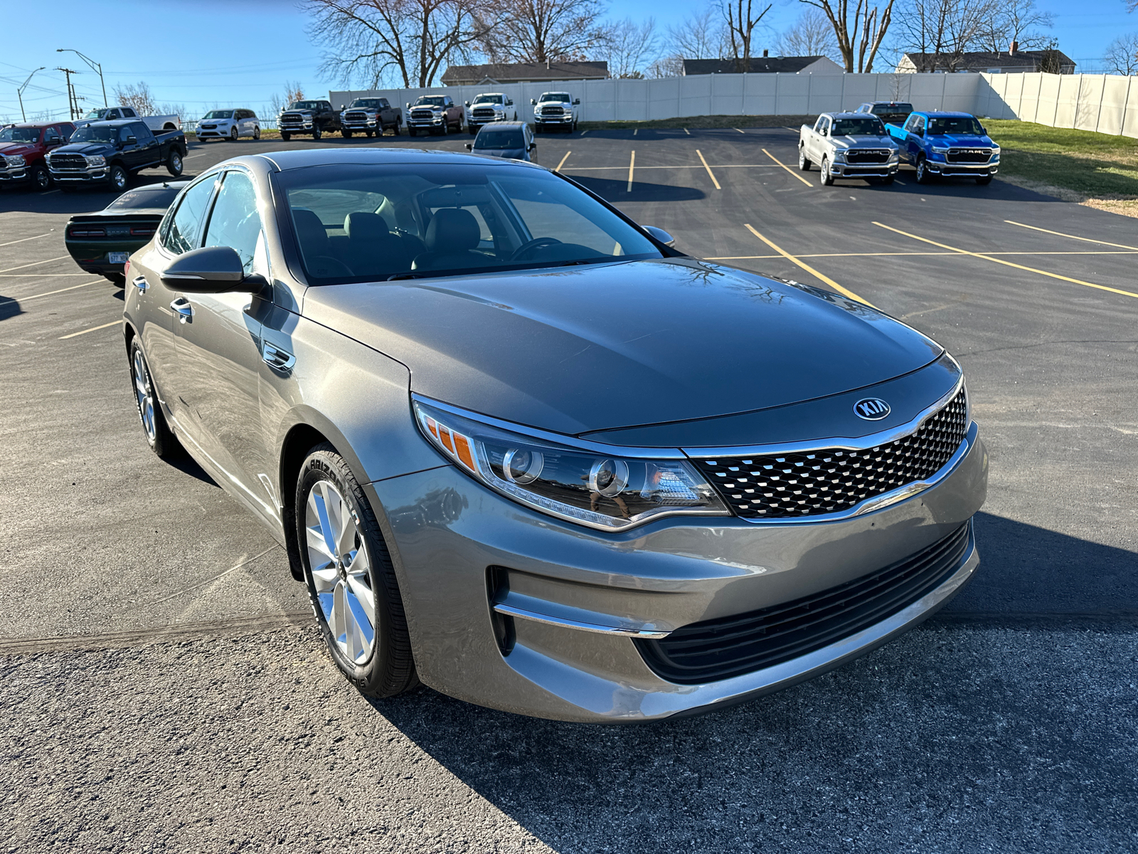 2016 Kia Optima EX 4