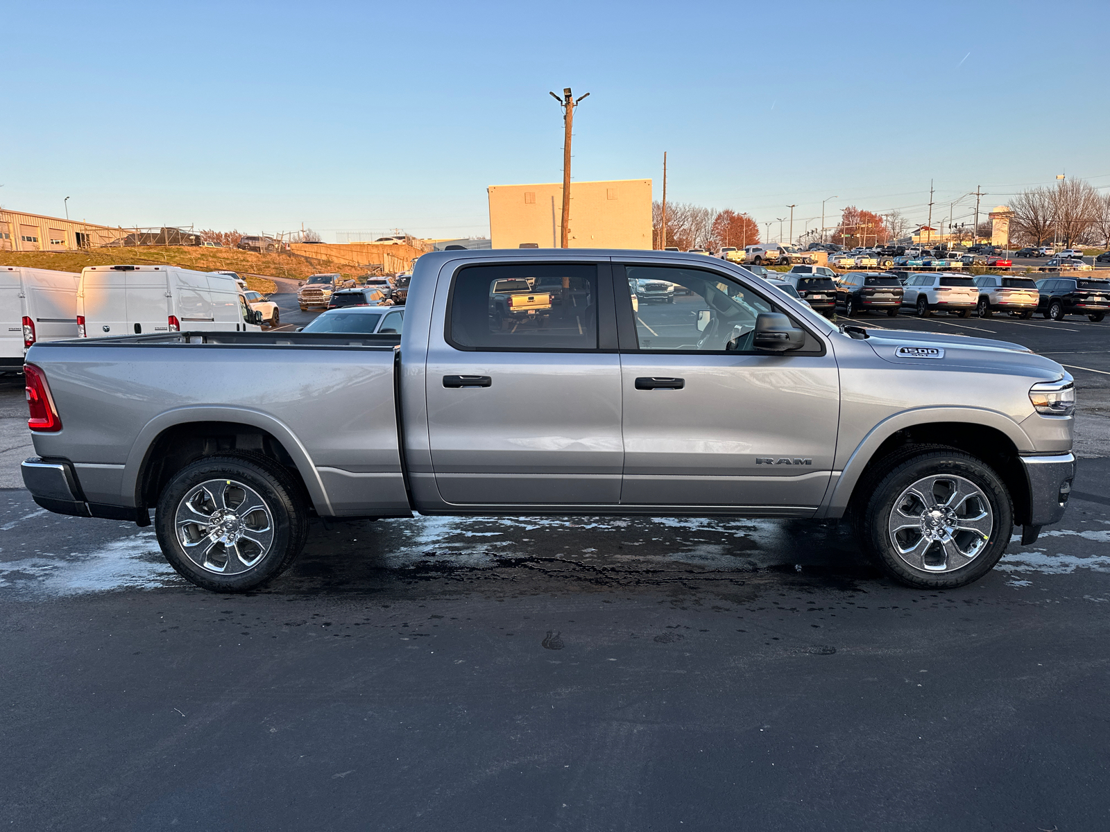 2025 Ram 1500 Big Horn/Lone Star 5