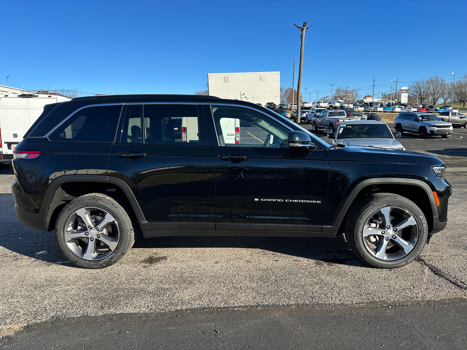 2025 Jeep Grand Cherokee Limited 5