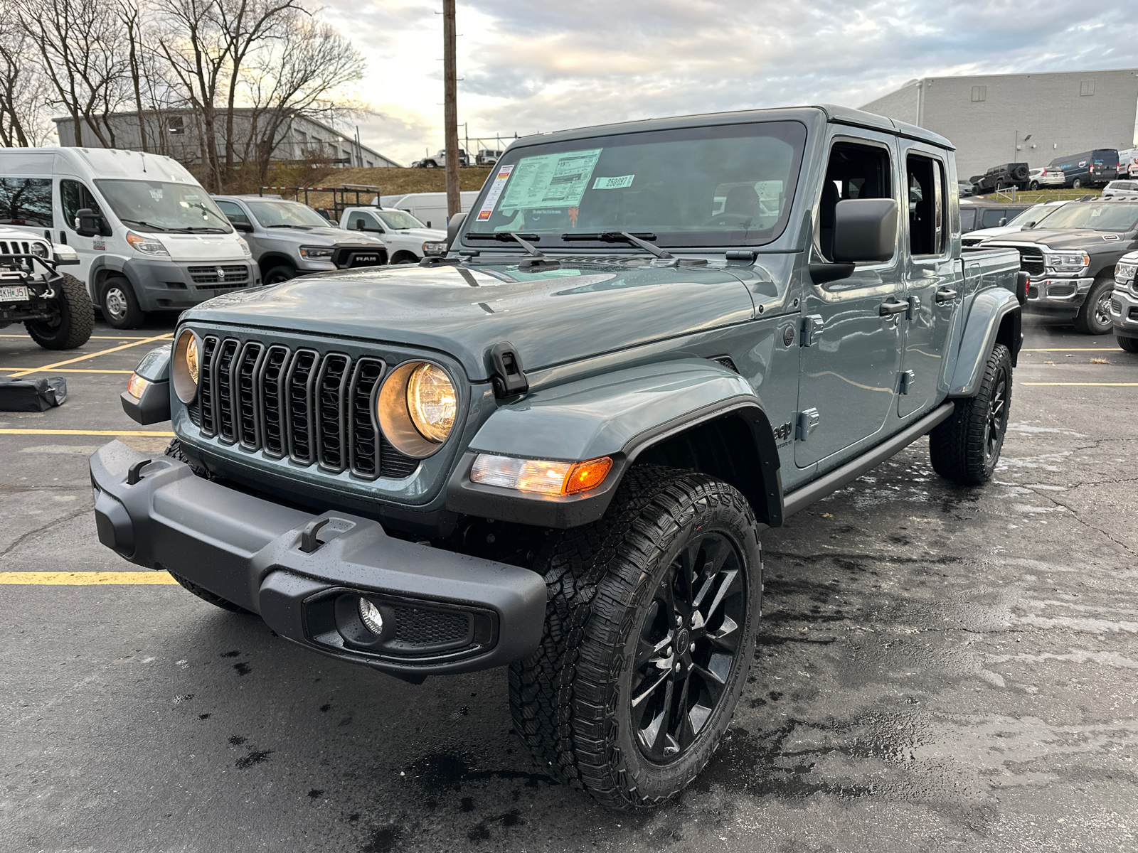 2025 Jeep Gladiator Nighthawk 2