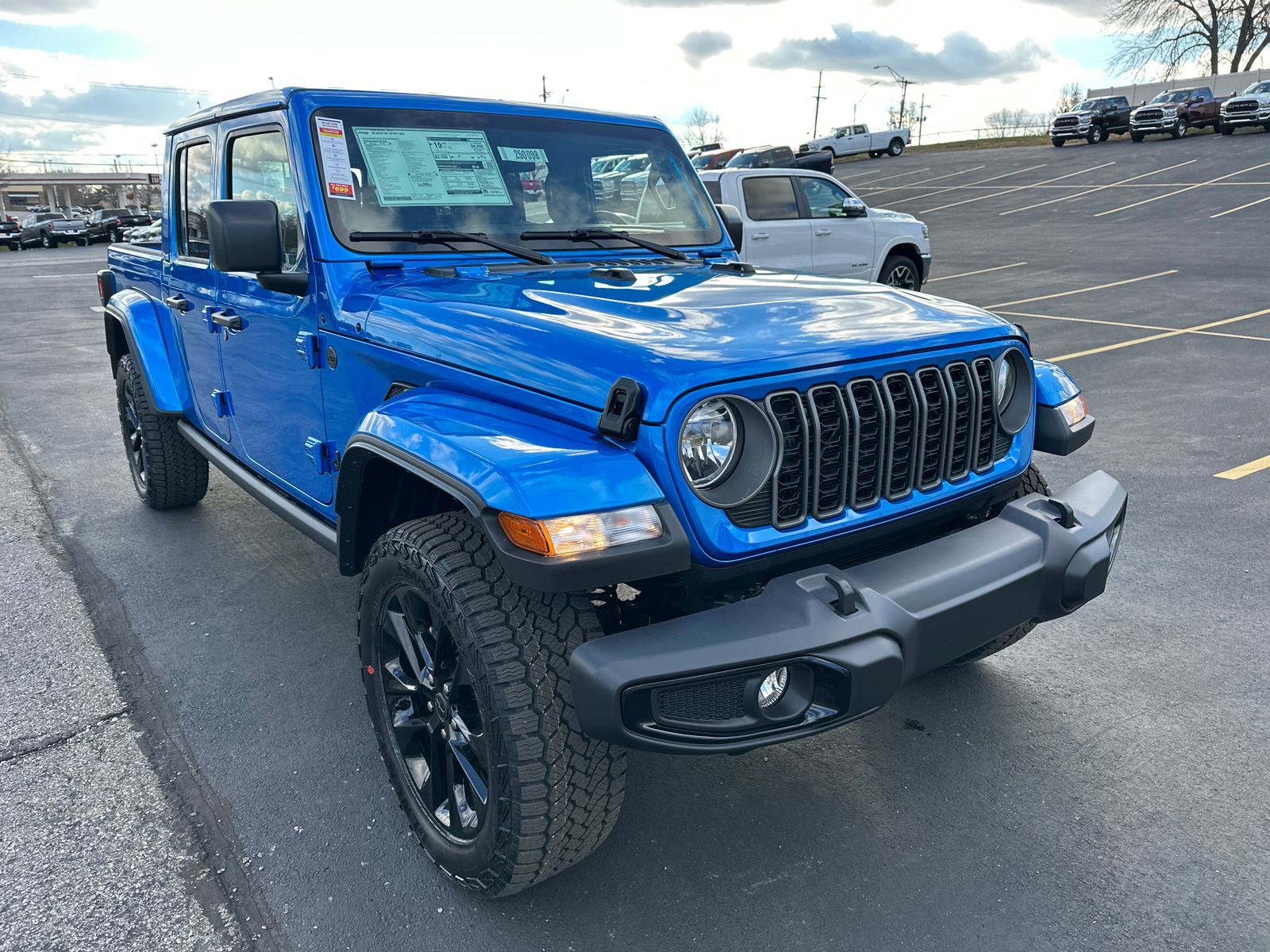 2025 Jeep Gladiator Nighthawk 4