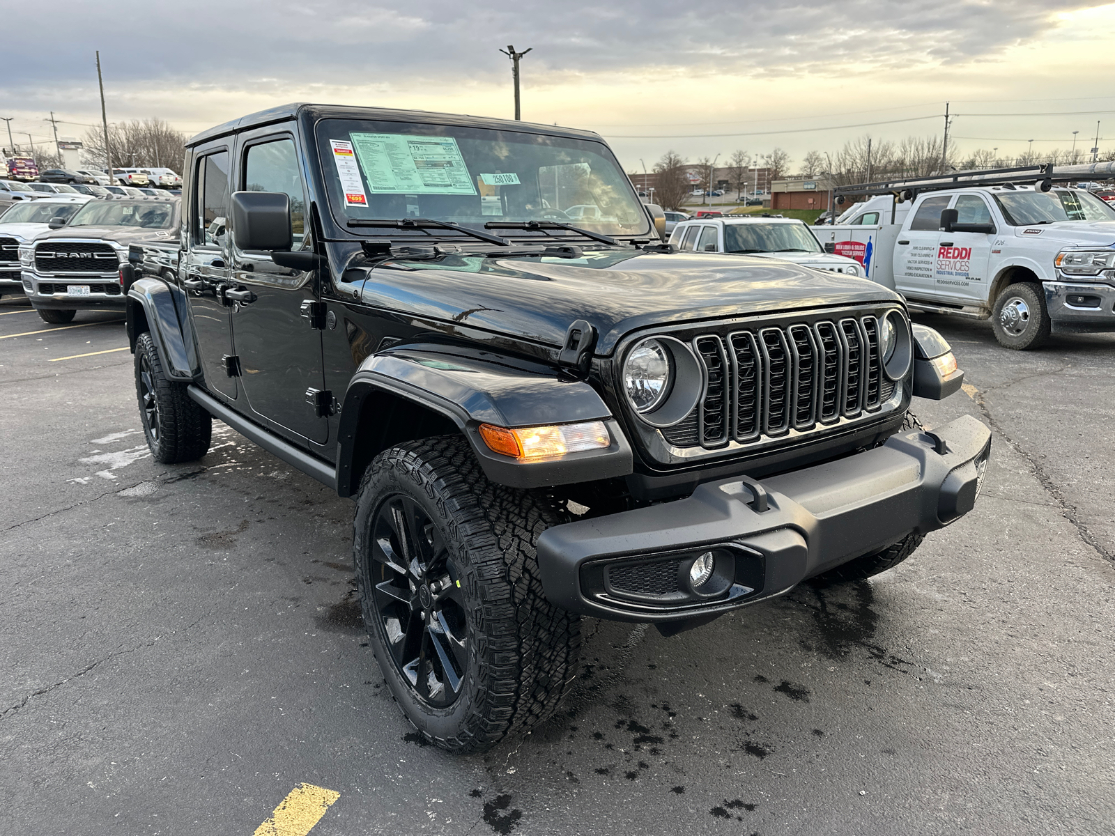 2025 Jeep Gladiator Nighthawk 4