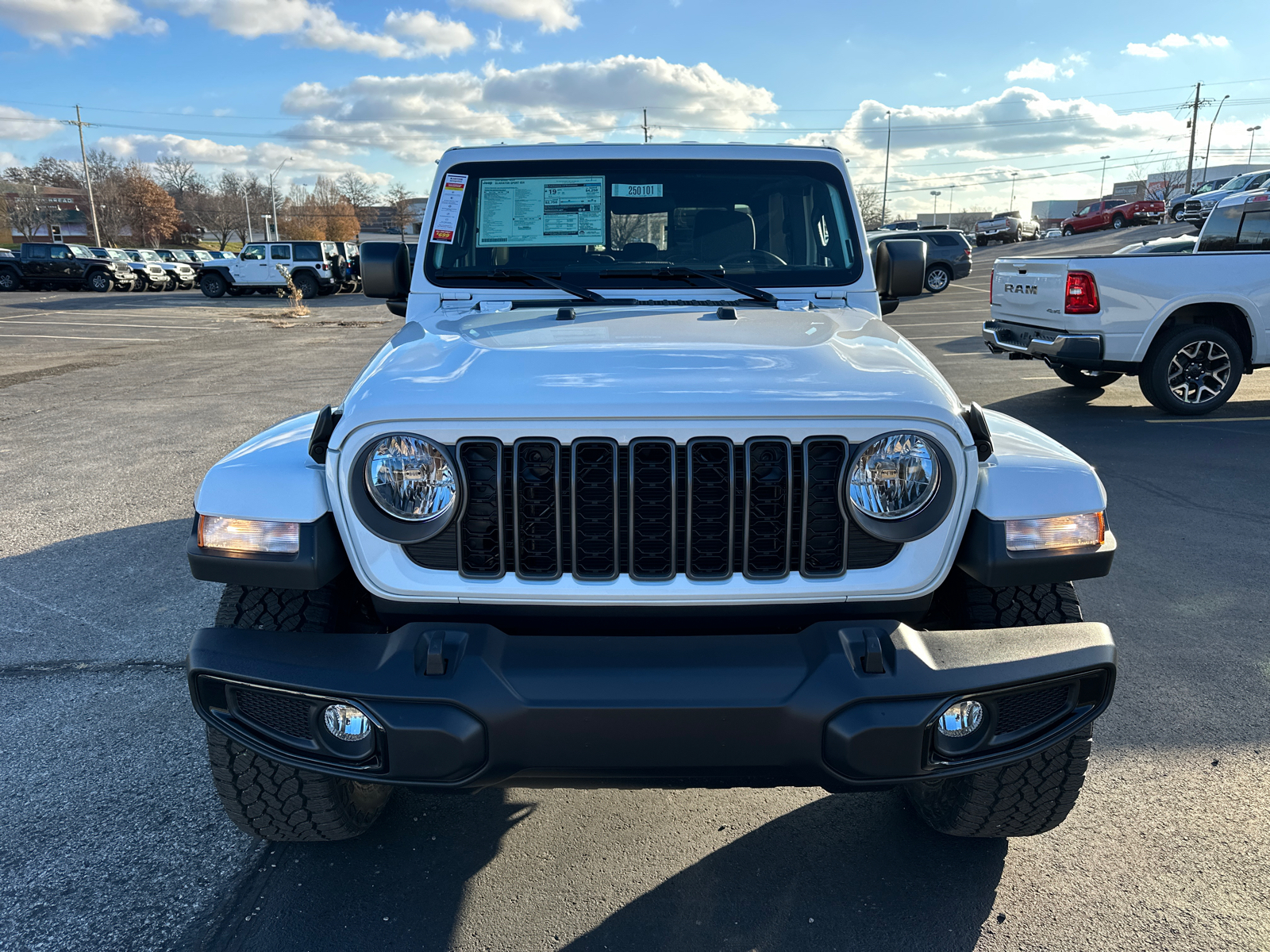 2025 Jeep Gladiator Nighthawk 3