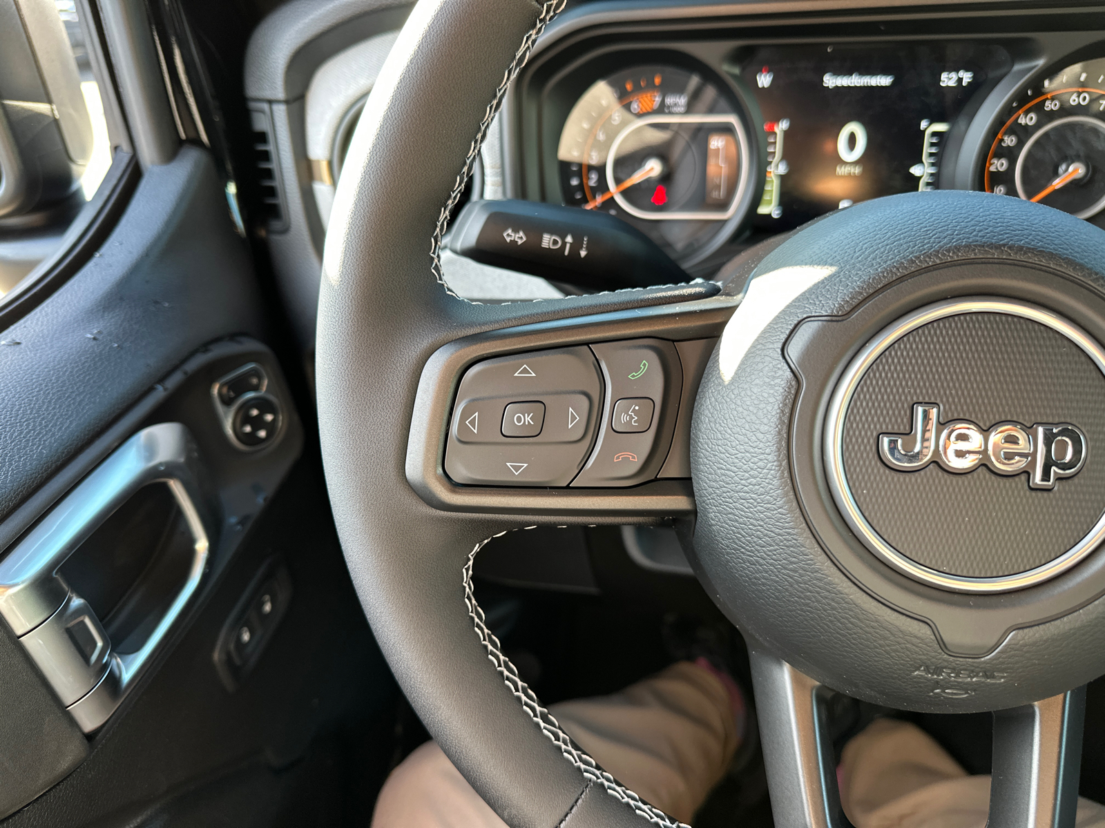 2025 Jeep Wrangler Sport S 36