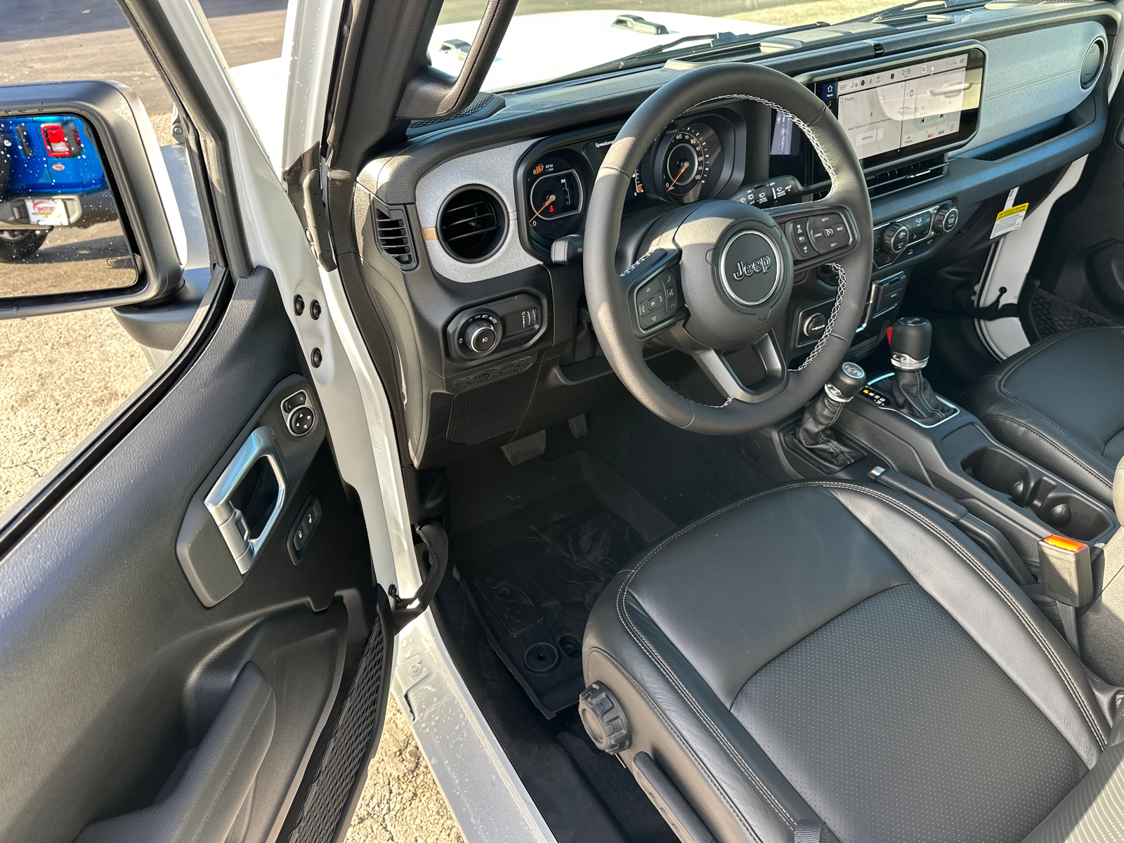 2025 Jeep Wrangler Sport S 29