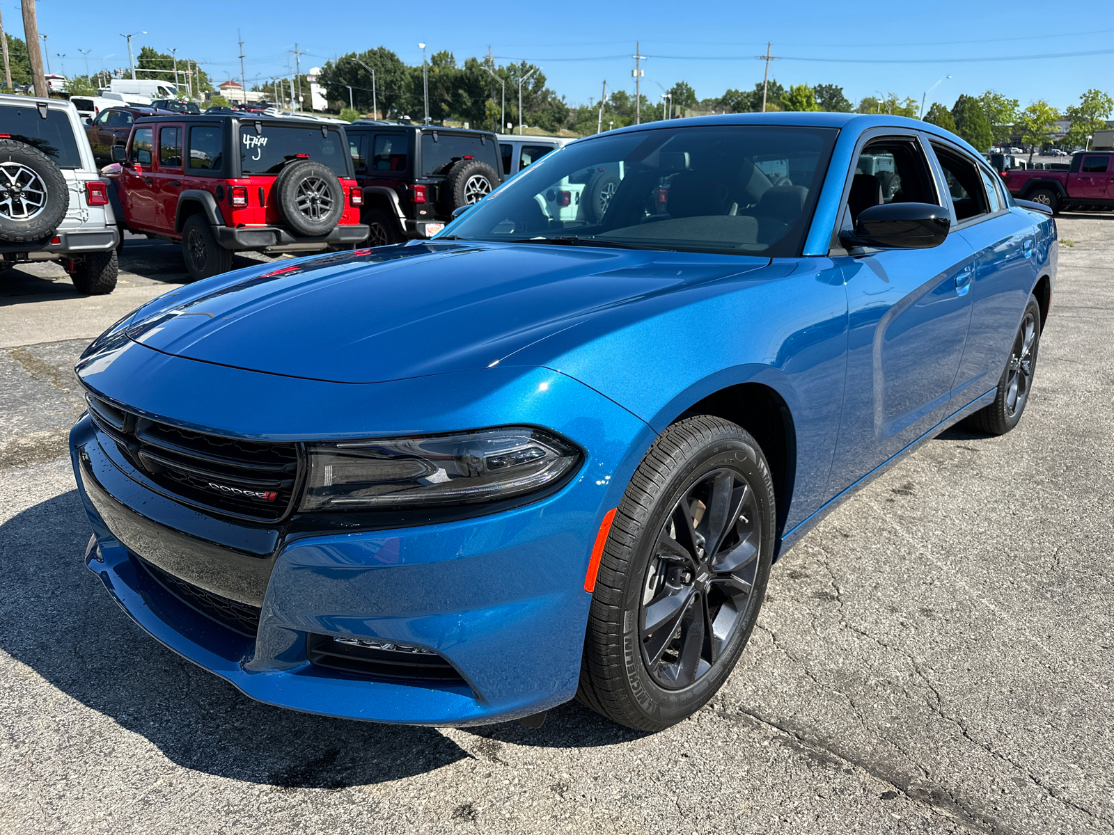 2023 Dodge Charger SXT 2