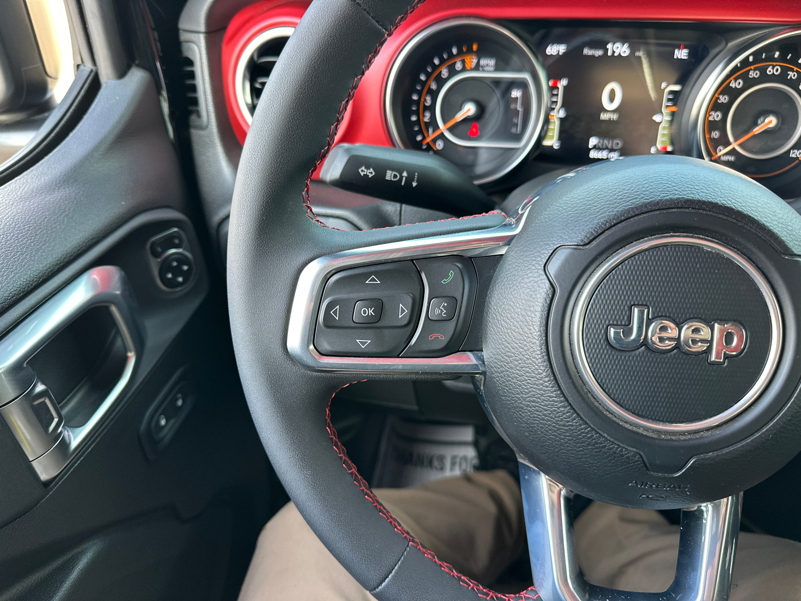 2023 Jeep Gladiator Rubicon 38