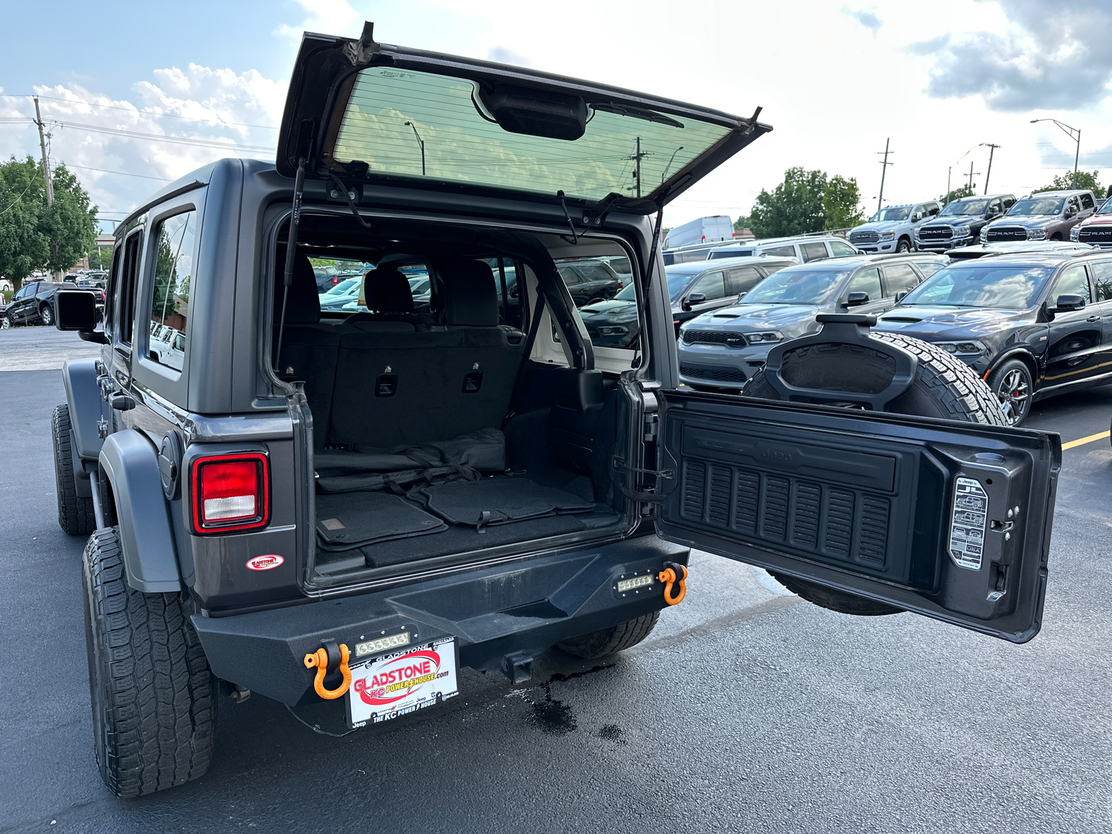 2020 Jeep Wrangler Unlimited Sport S 9