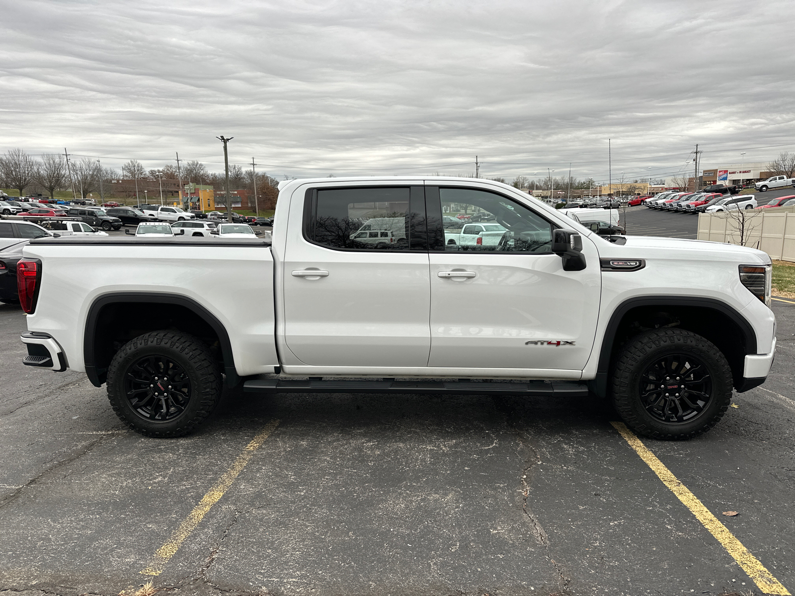 2022 GMC Sierra 1500 AT4X 5