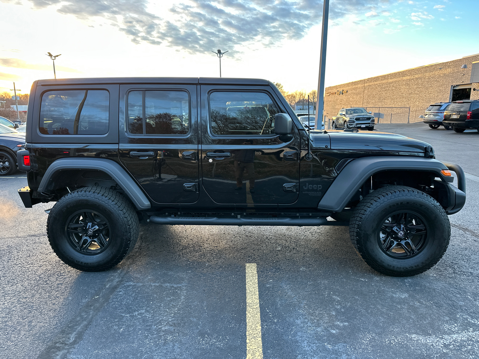 2021 Jeep Wrangler Unlimited Sport S 5