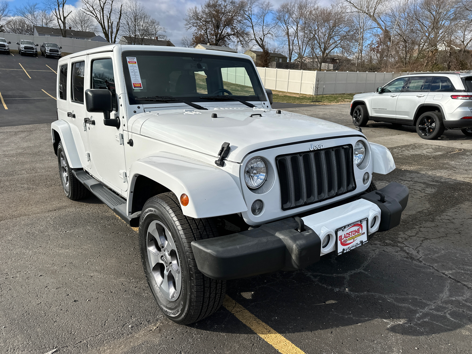 2016 Jeep Wrangler Unlimited Sahara 4