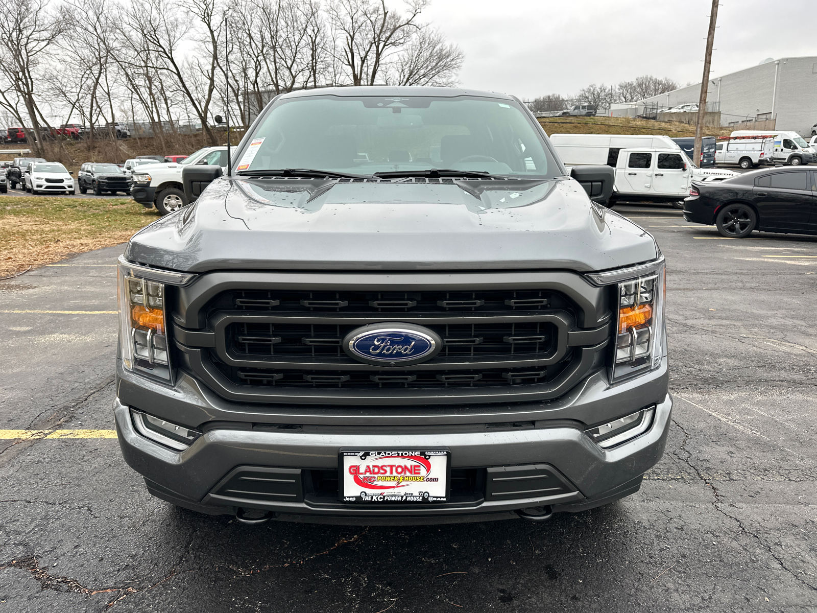 2023 Ford F-150 XLT 3