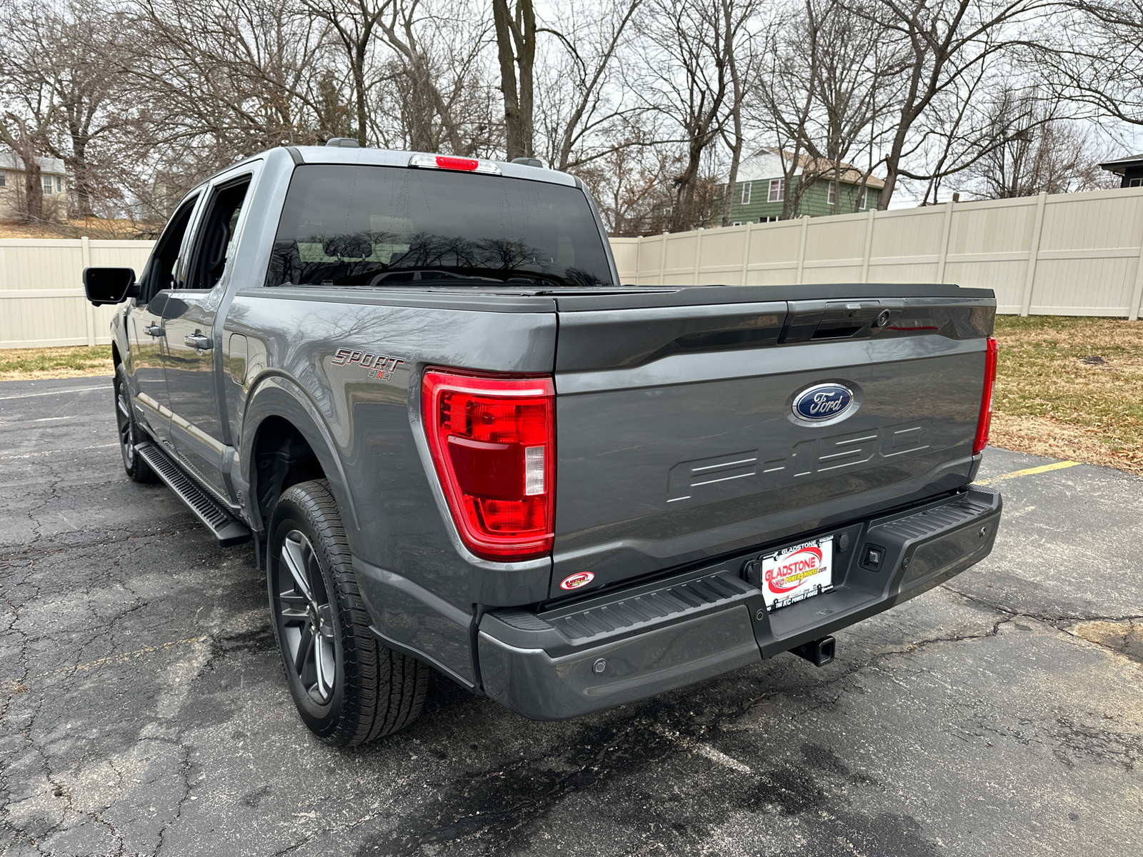 2023 Ford F-150 XLT 8