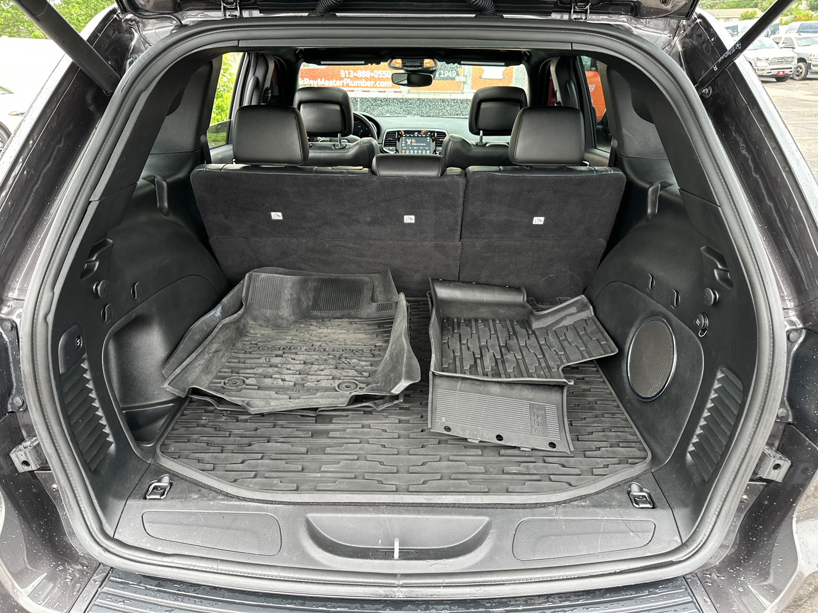 2021 Jeep Grand Cherokee 80th Anniversary Edition 9