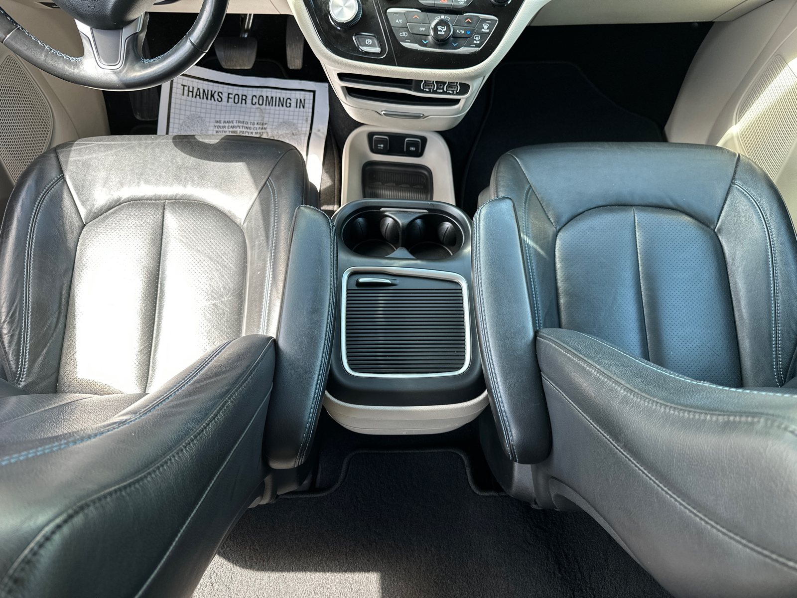 2021 Chrysler Pacifica Hybrid Touring L 17