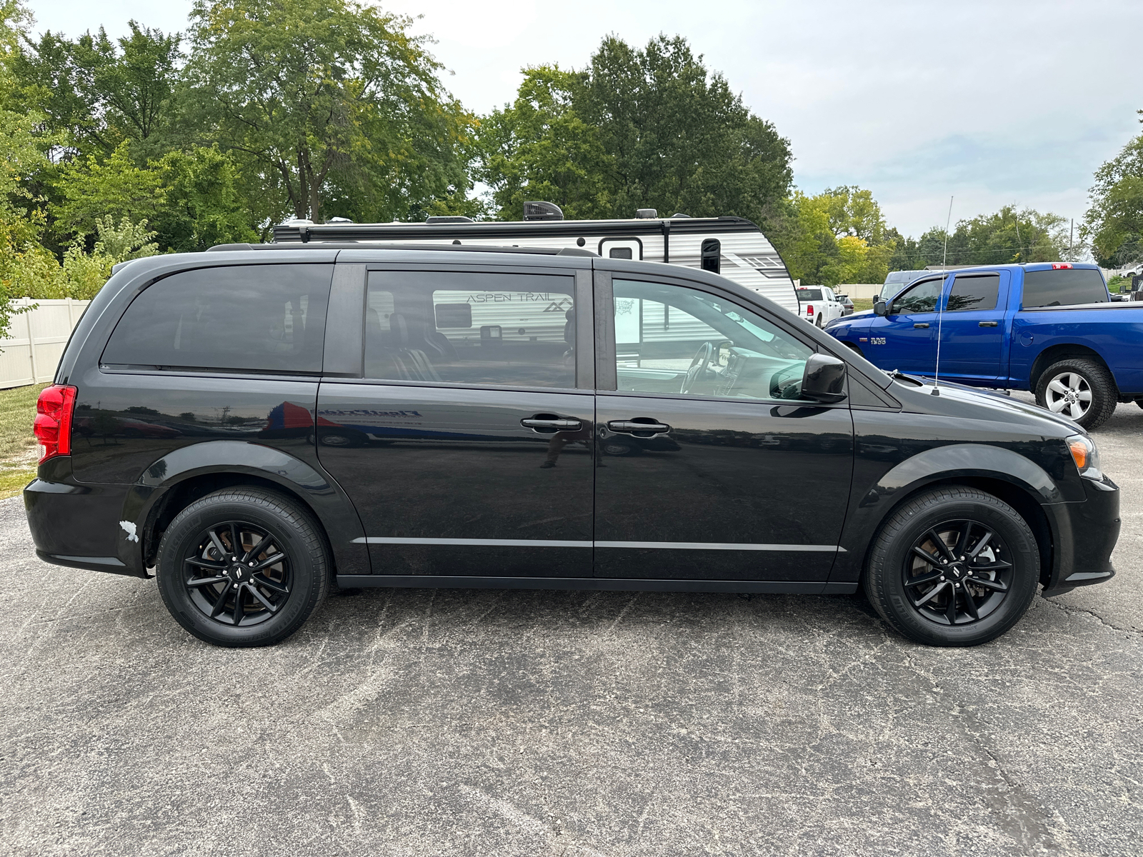 2019 Dodge Grand Caravan GT 5