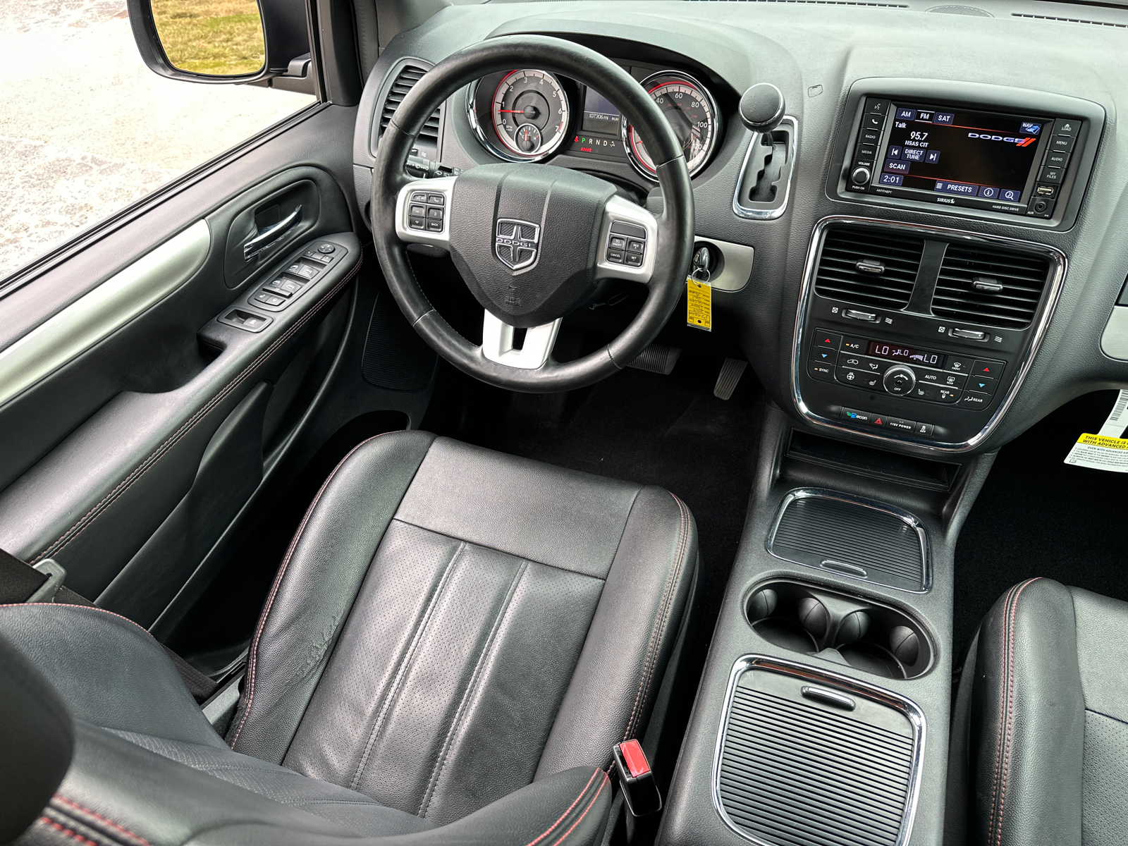 2019 Dodge Grand Caravan GT 16